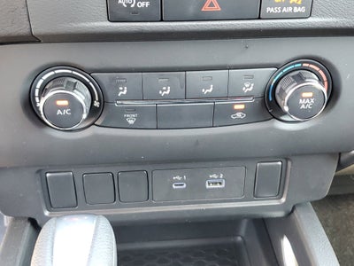 2024 Nissan Frontier SV