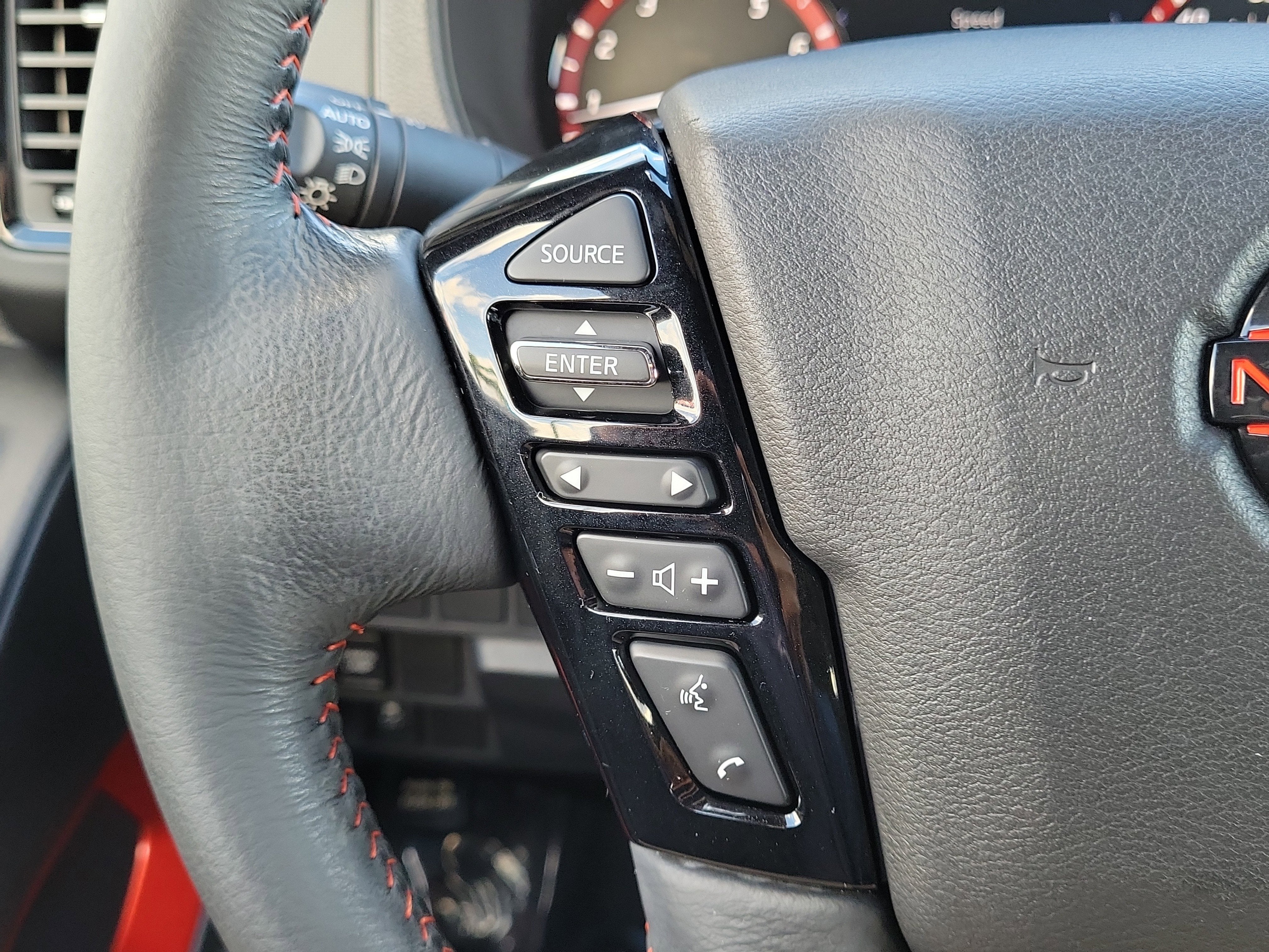 2023 Nissan Frontier Crew Cab PRO-X®