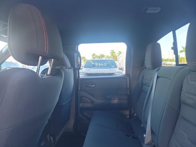 2024 Nissan Frontier PRO-4X 4WD