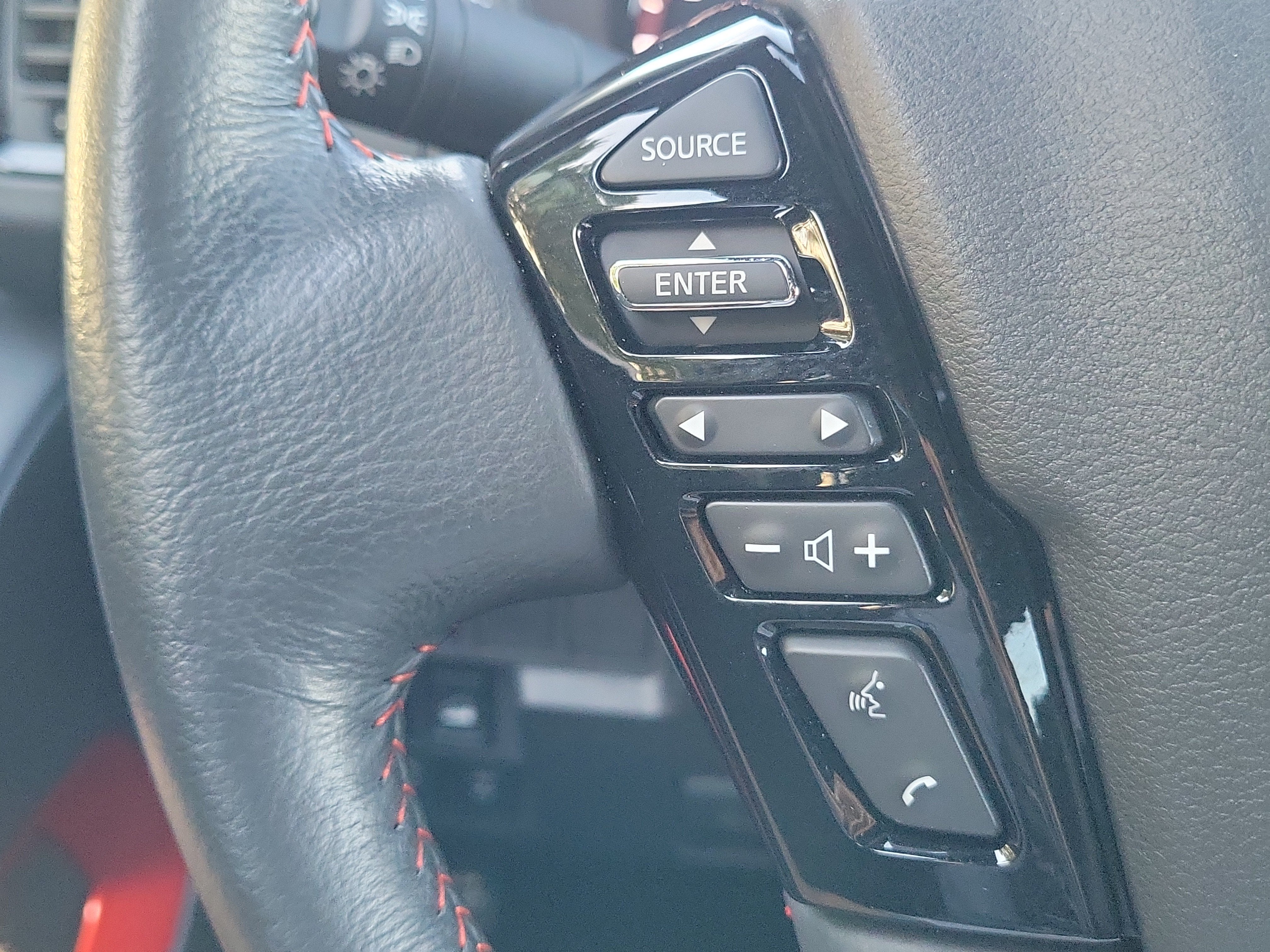 2024 Nissan Frontier PRO-4X 4WD