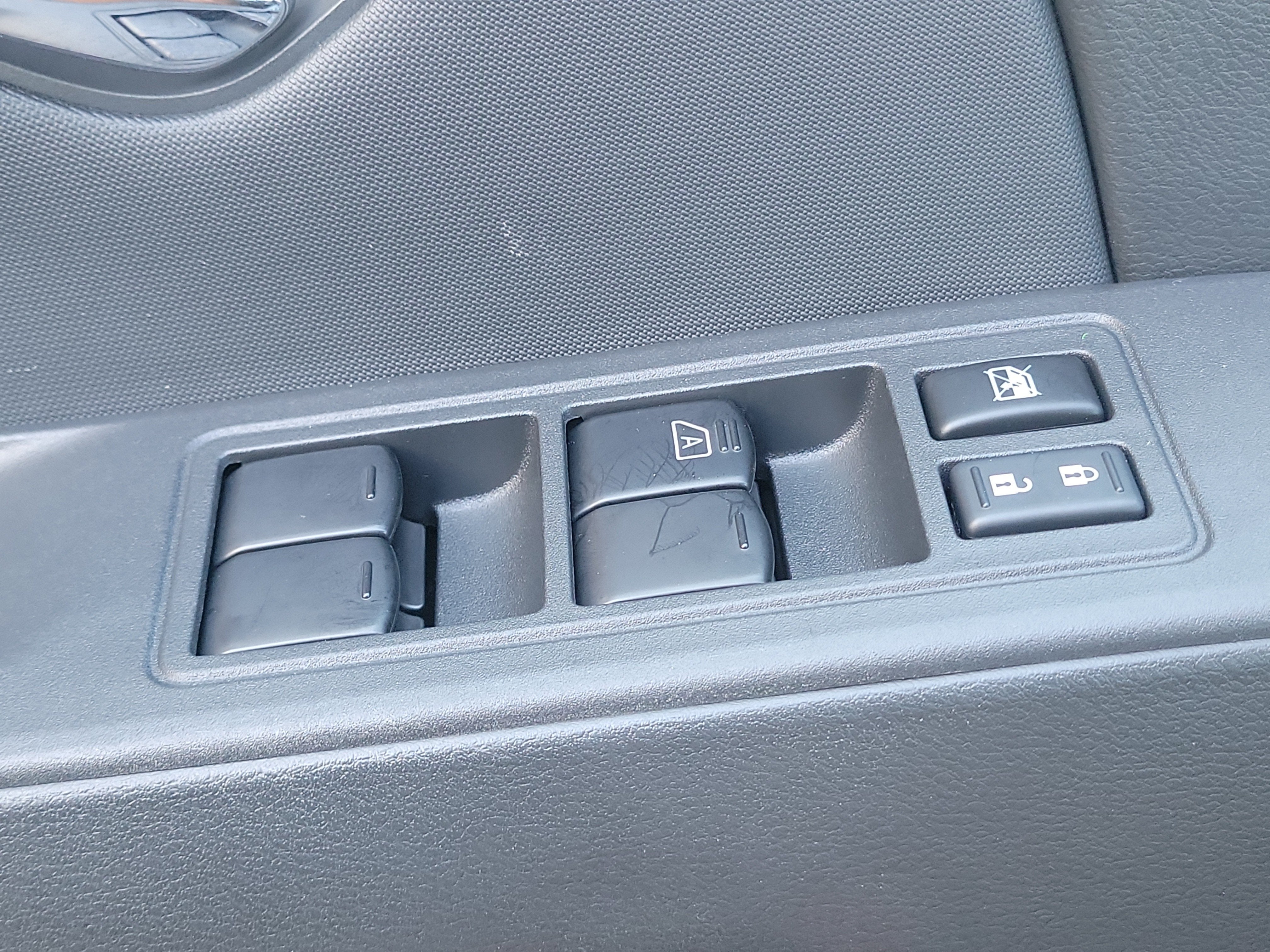 2024 Nissan Frontier PRO-4X 4WD