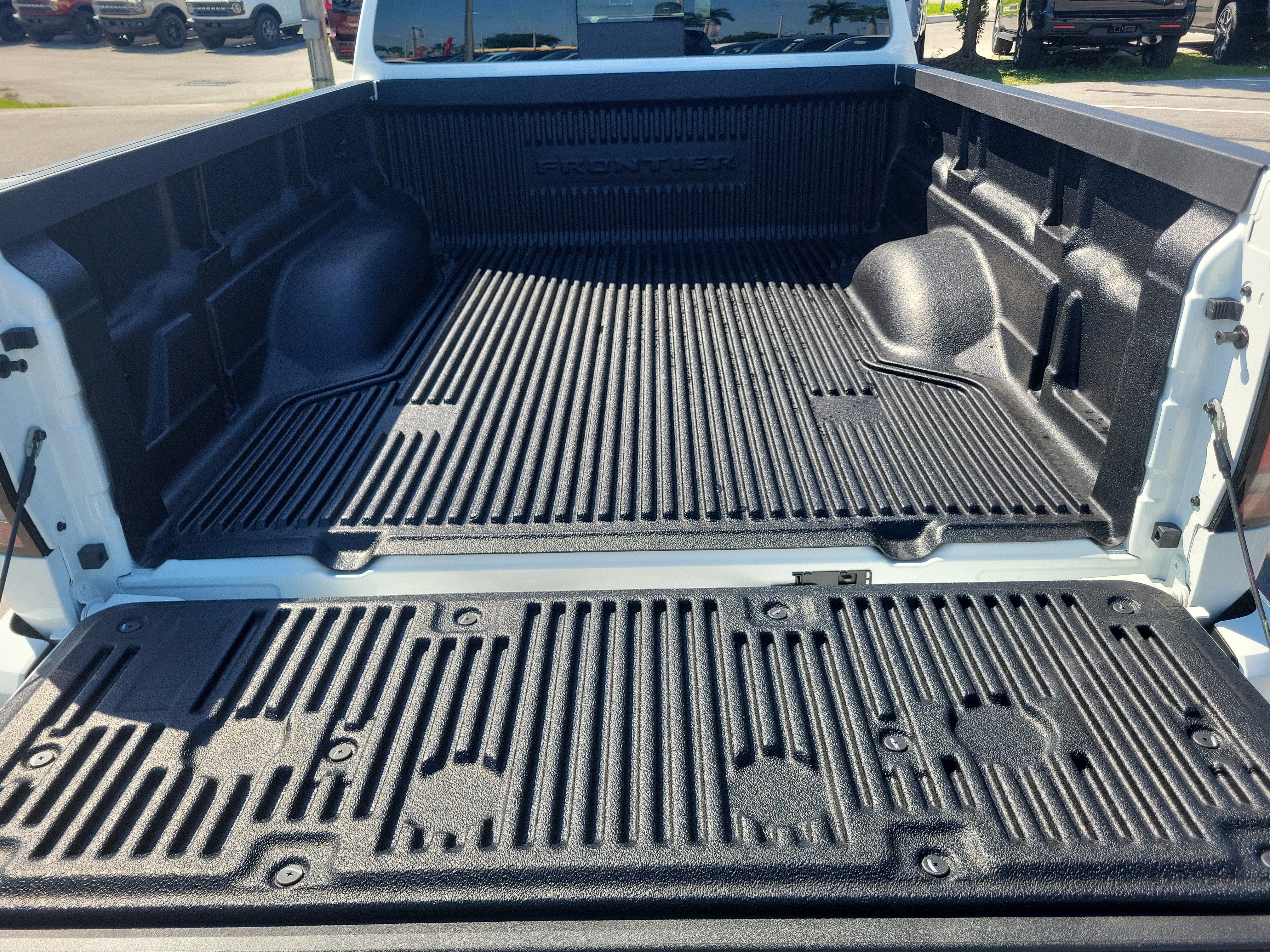 2027 Nissan N/A Crew Cab SV Long Bed