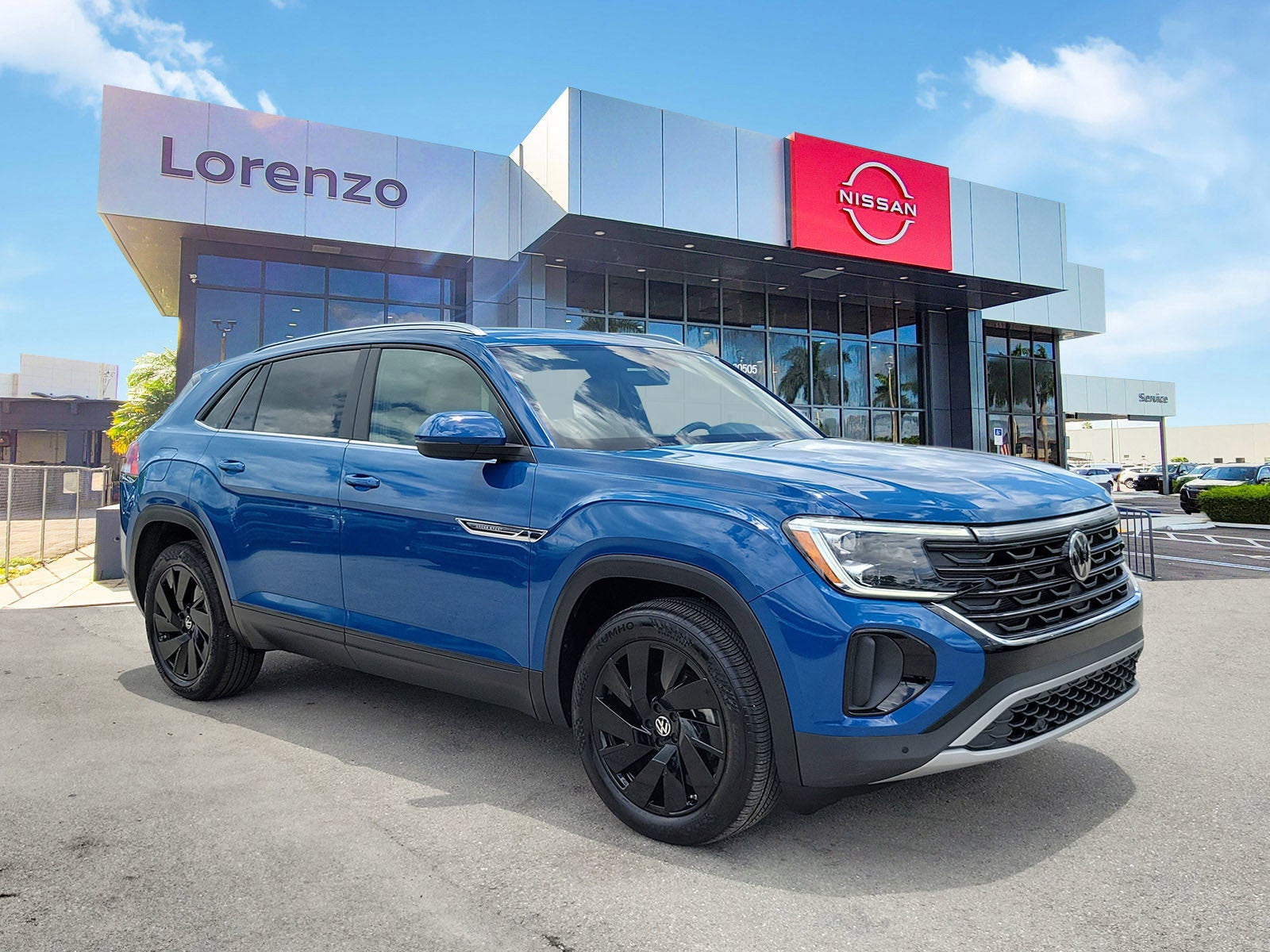 2025 Volkswagen Atlas Cross Sport 2.0T SE w/Technology