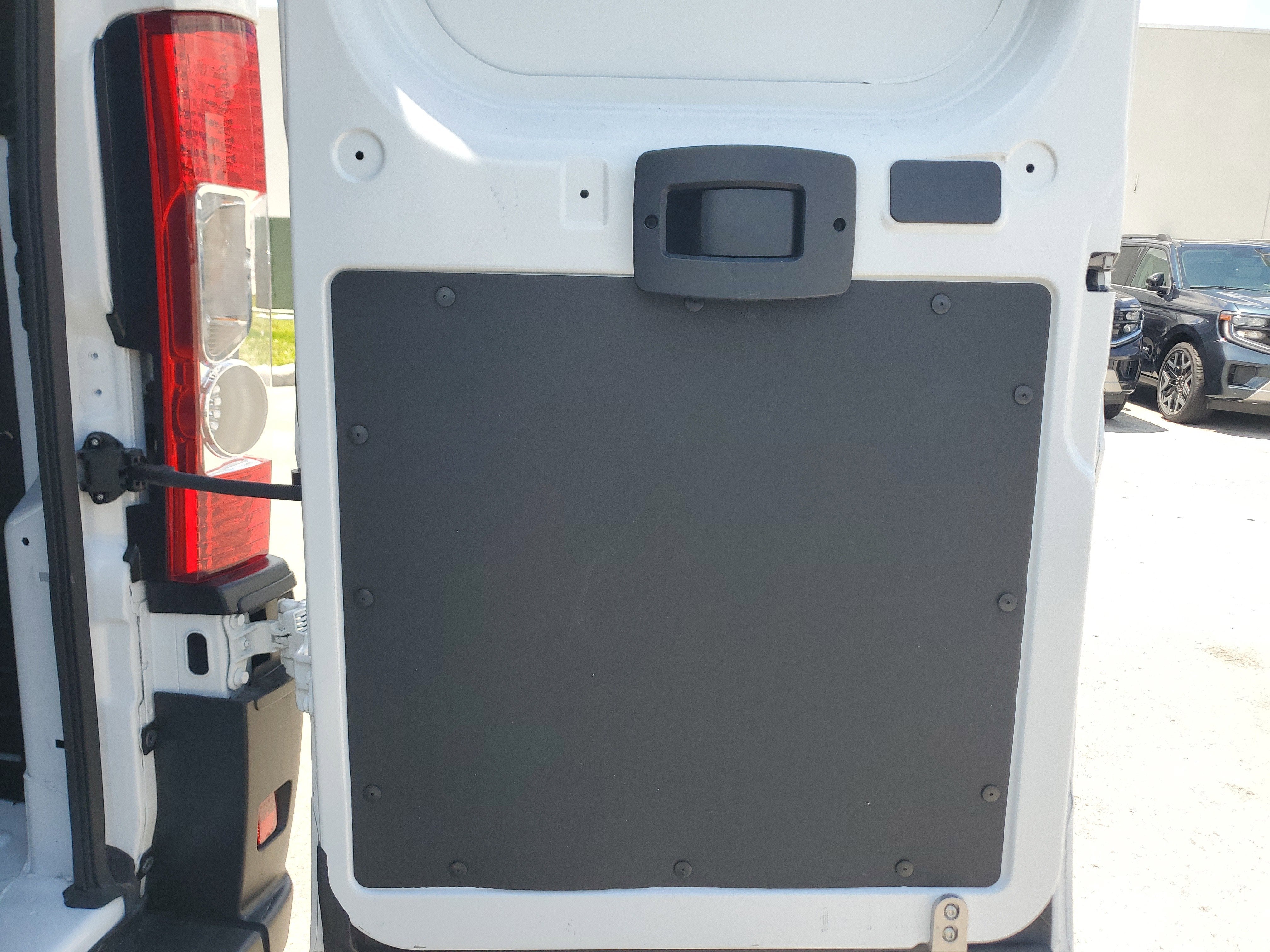 2026 RAM ProMaster Cargo Van Tradesman