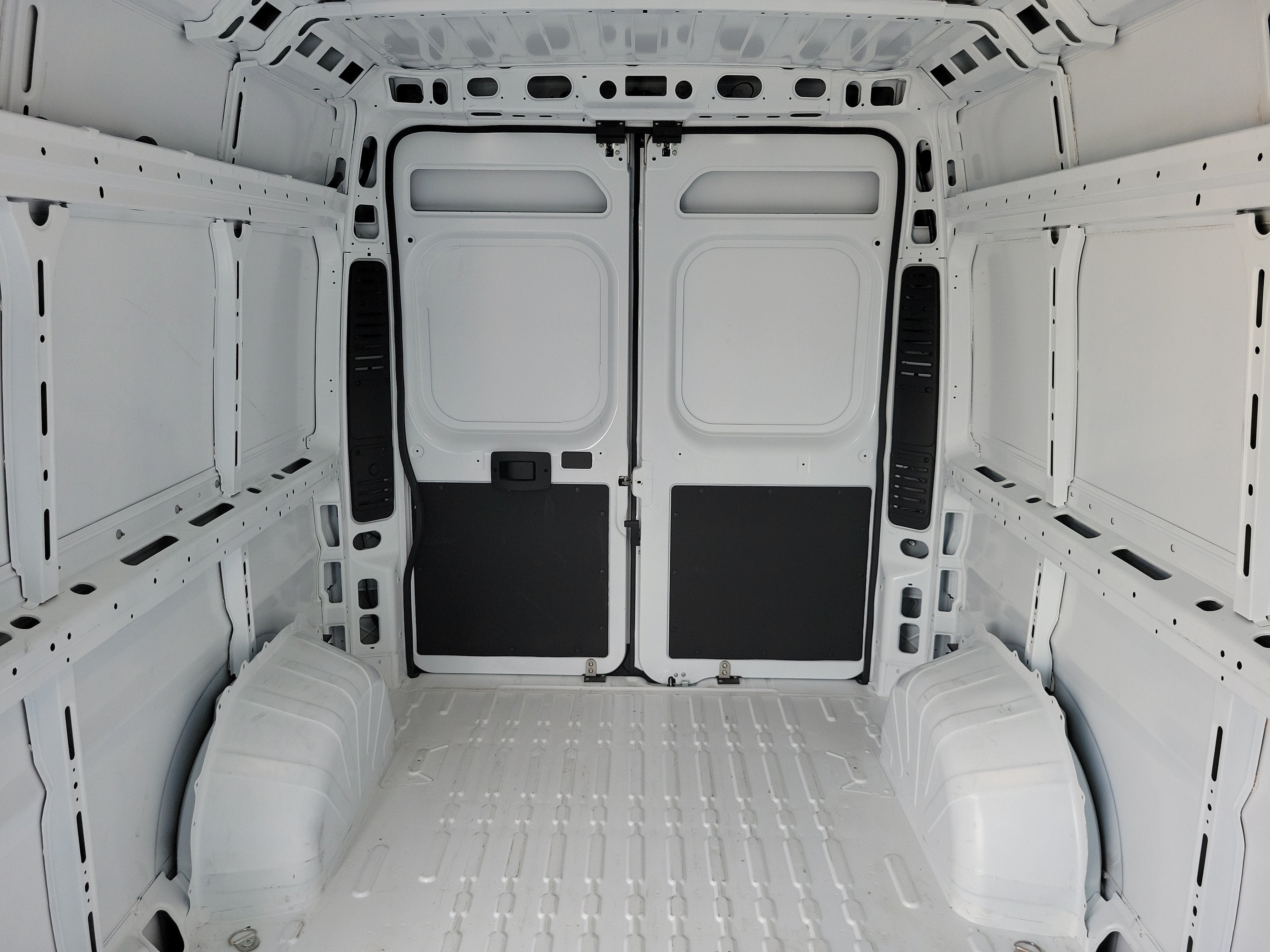 2026 RAM ProMaster Cargo Van Tradesman