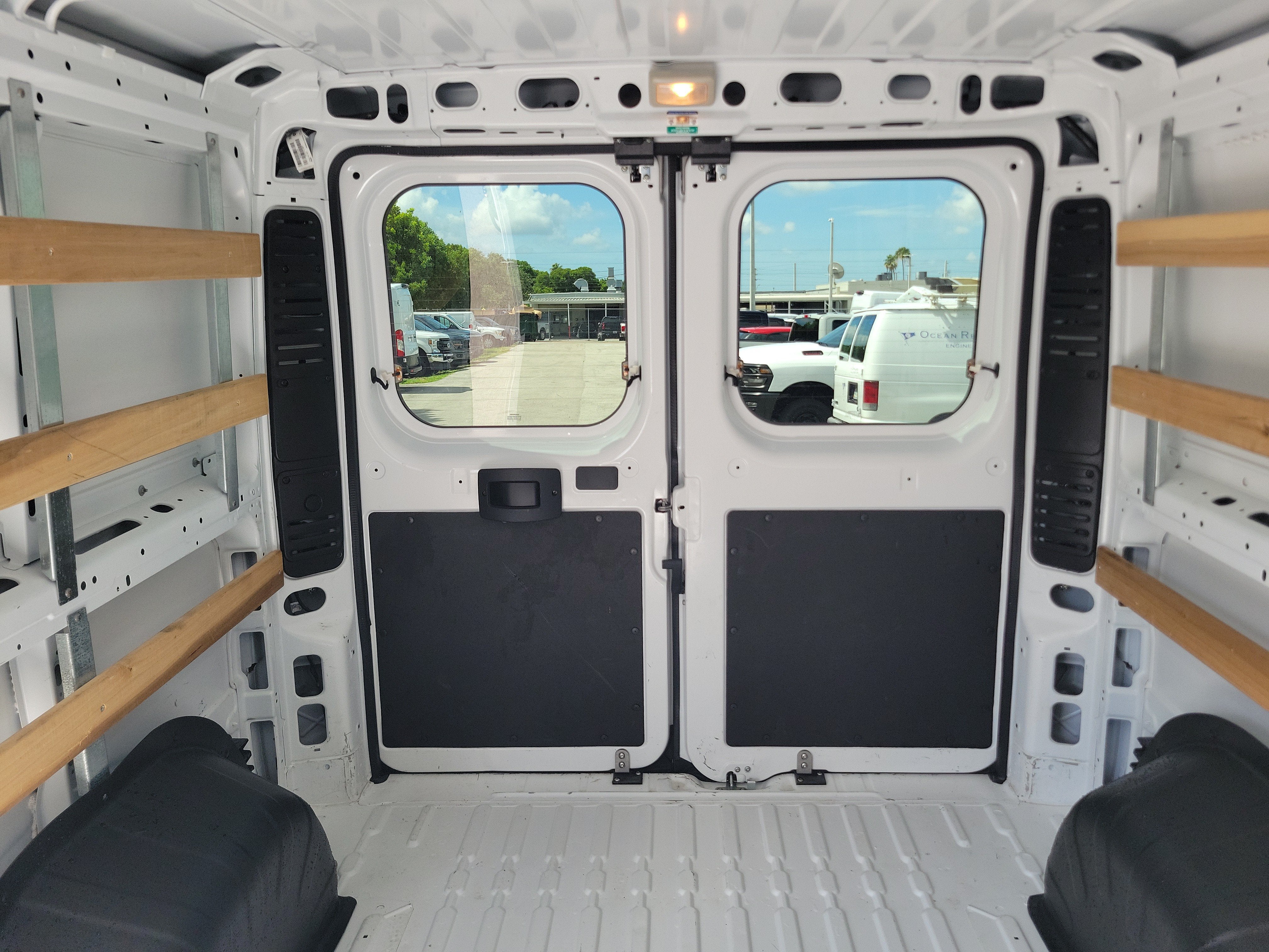 2025 RAM ProMaster Cargo Van Tradesman