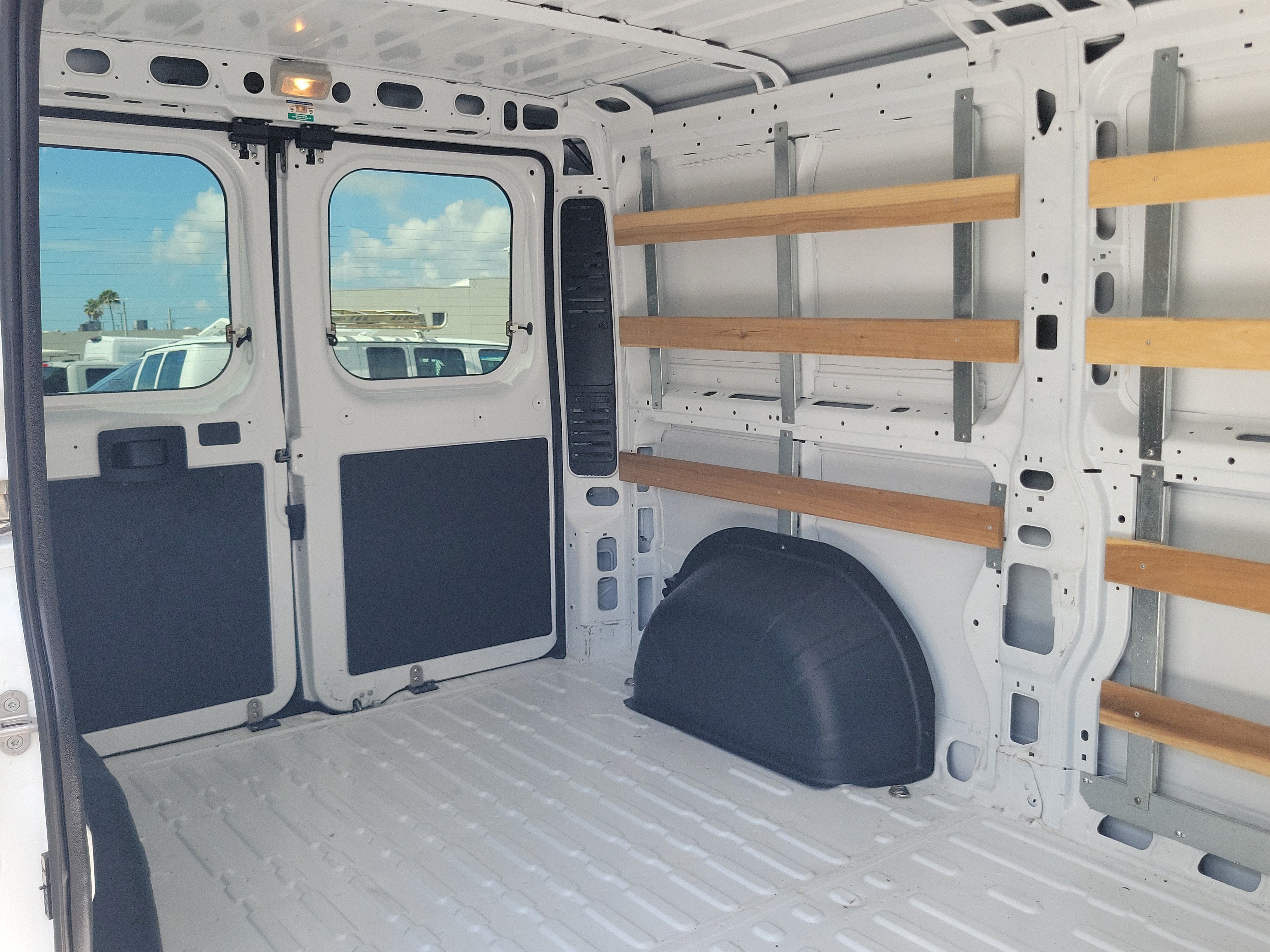 2025 RAM ProMaster Cargo Van Tradesman