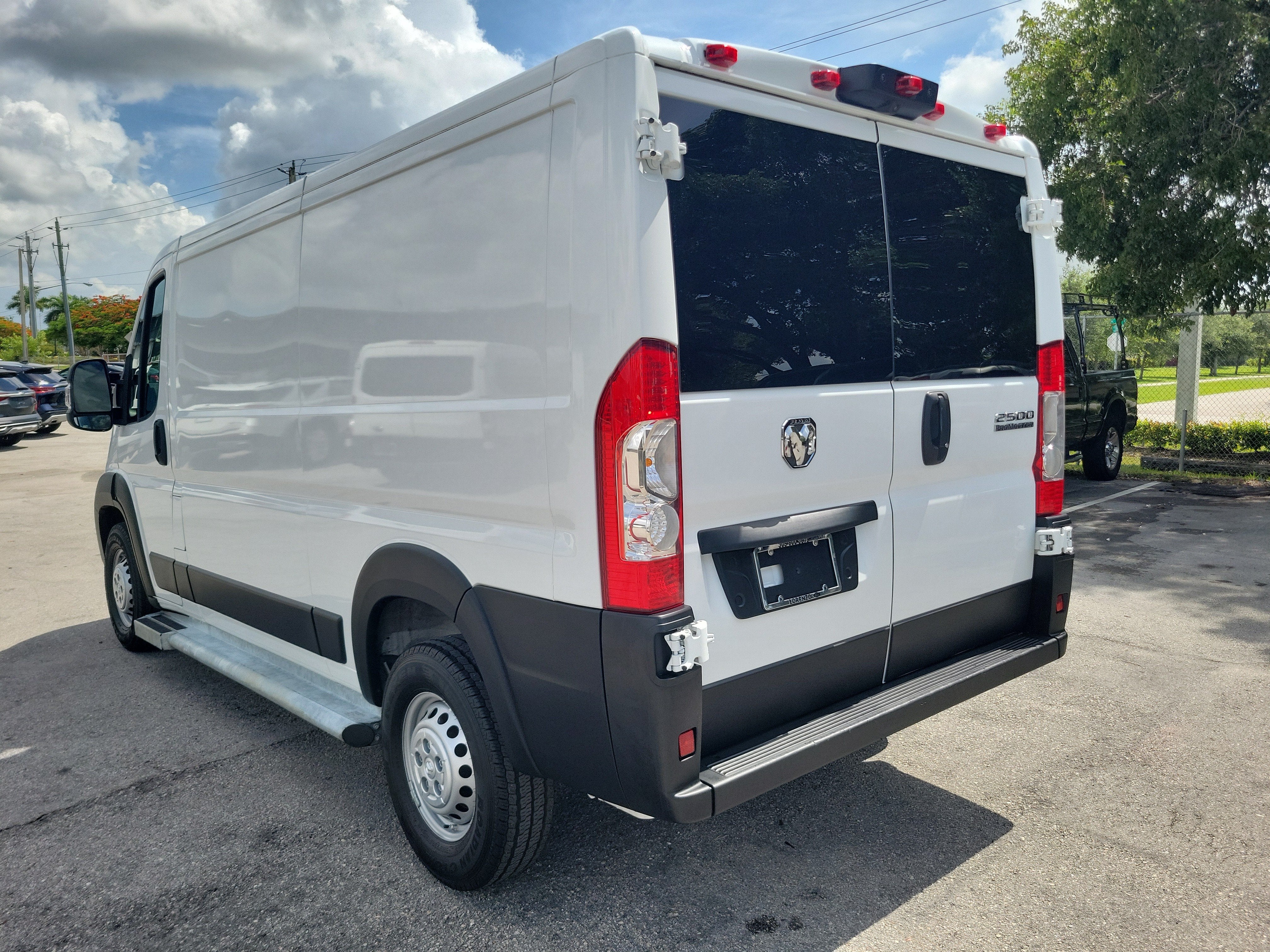 2025 RAM ProMaster Cargo Van Tradesman