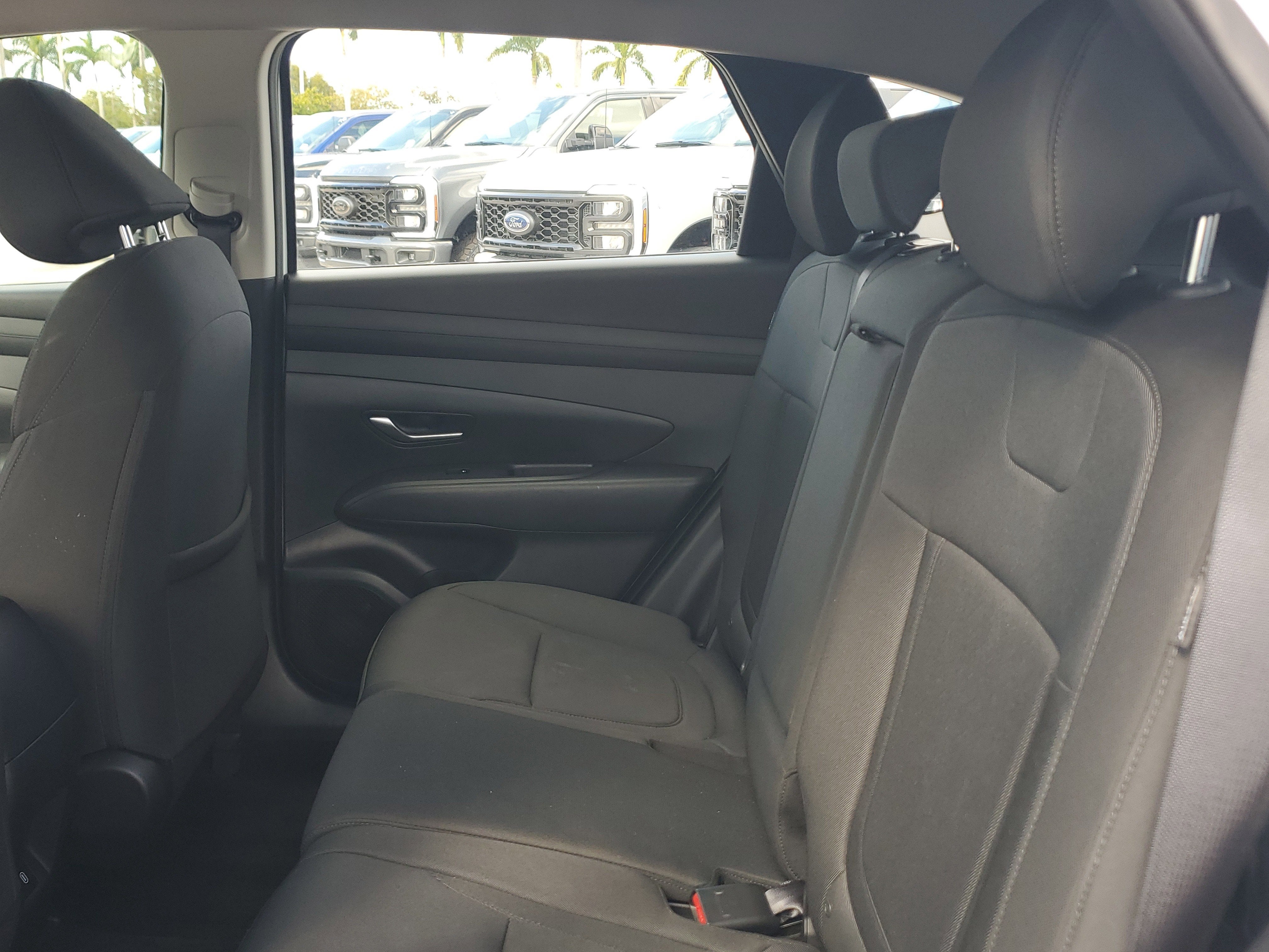 2025 Hyundai Tucson SE