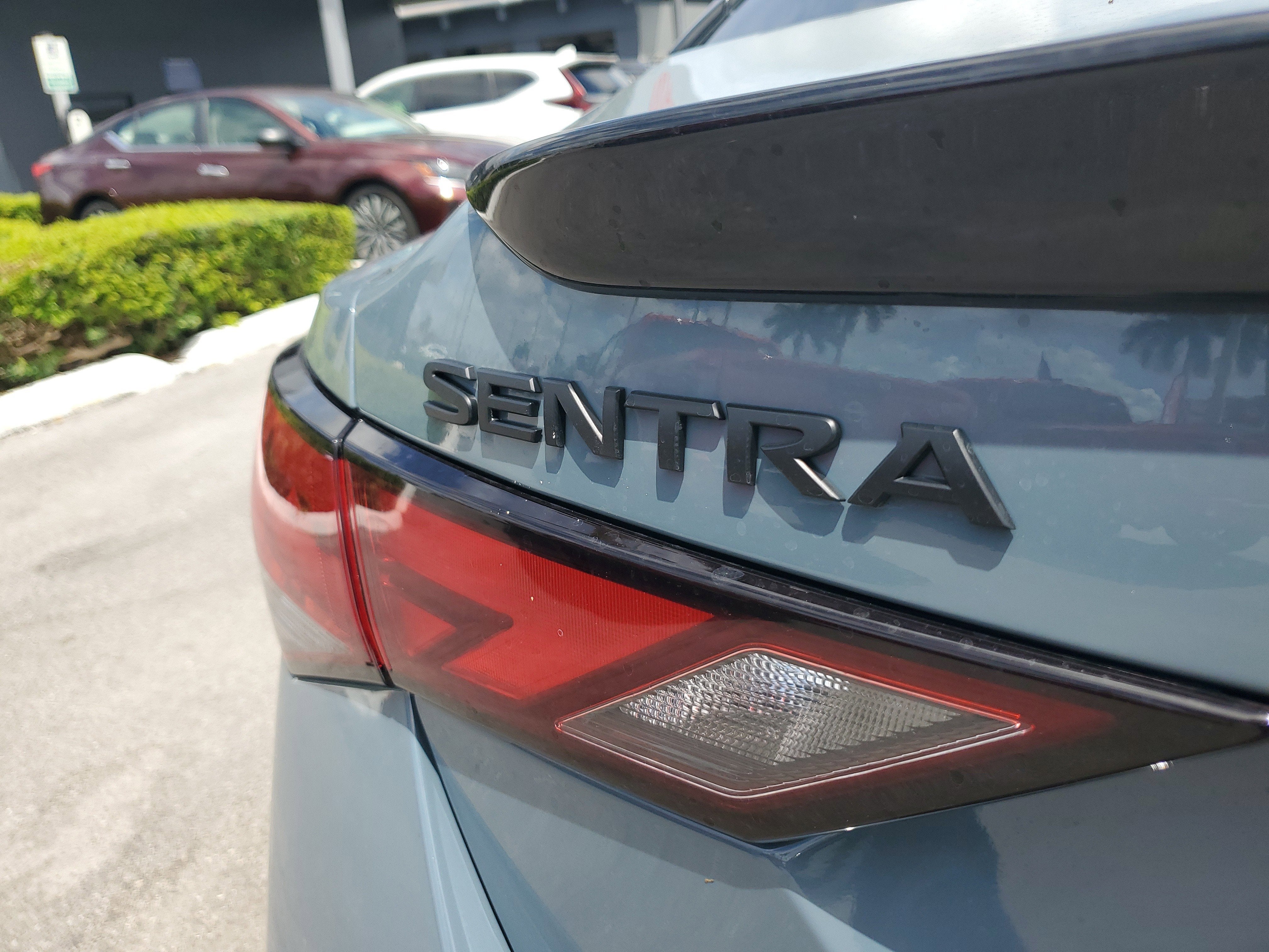 2025 Nissan Sentra SR Midnight Edition