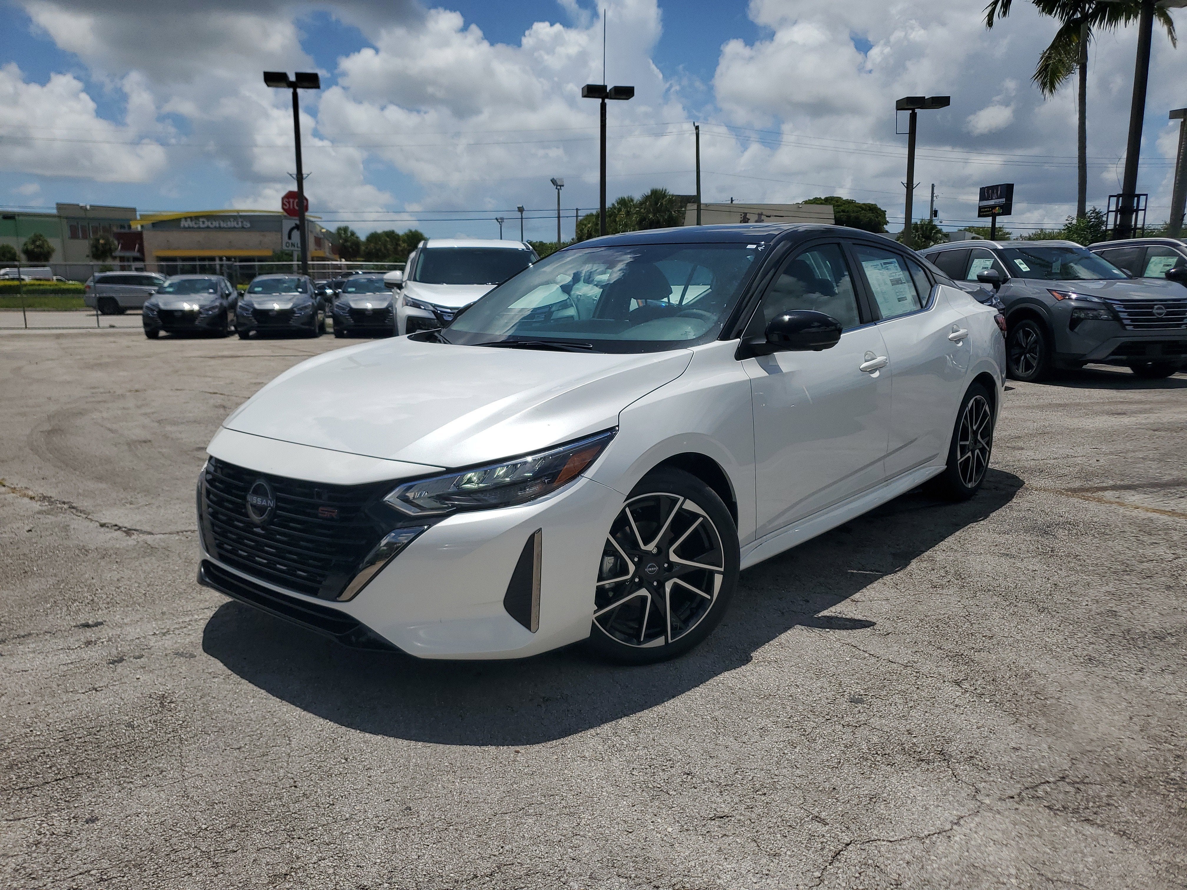 2025 Nissan Sentra SR