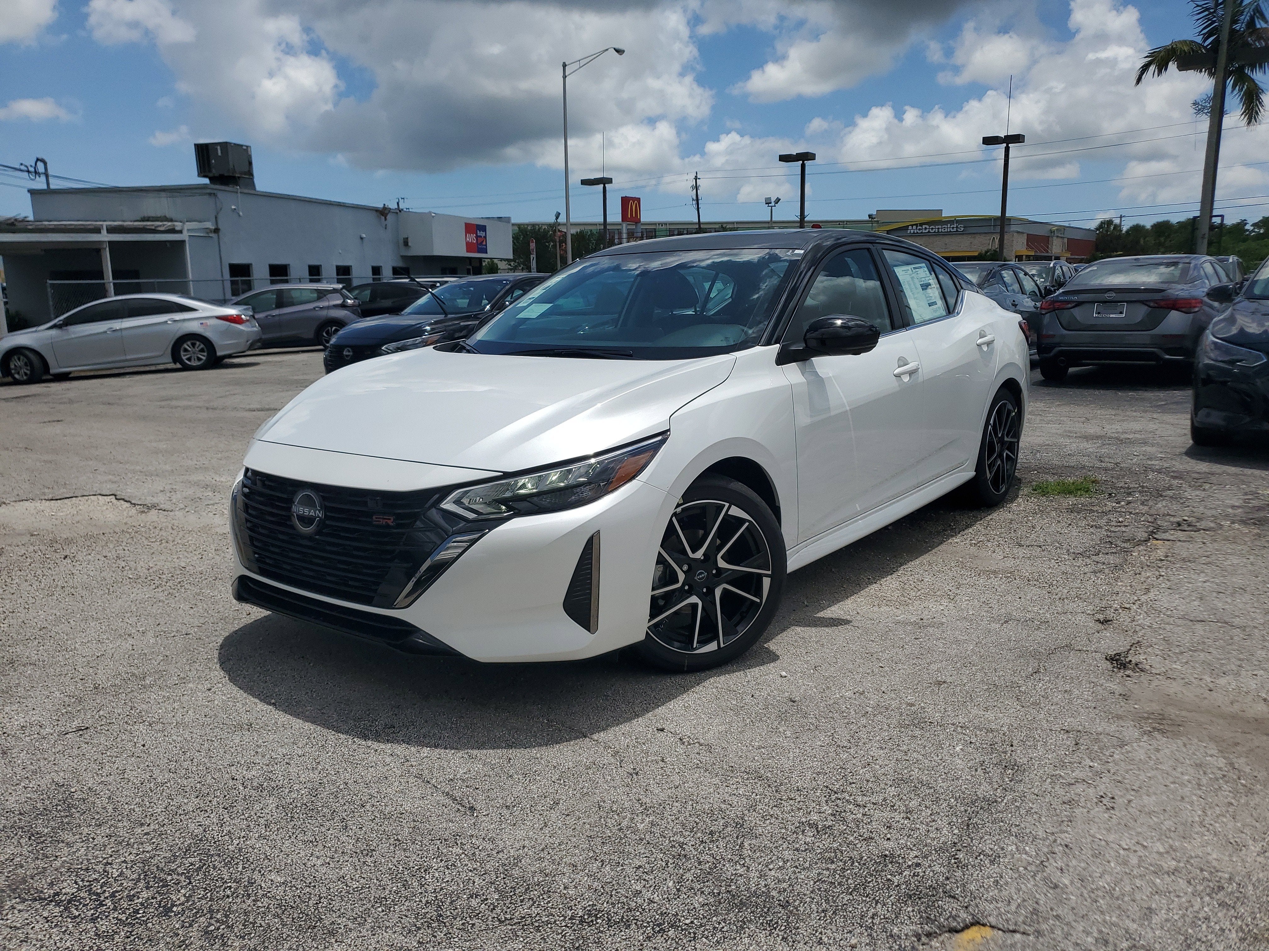 2025 Nissan Sentra SR