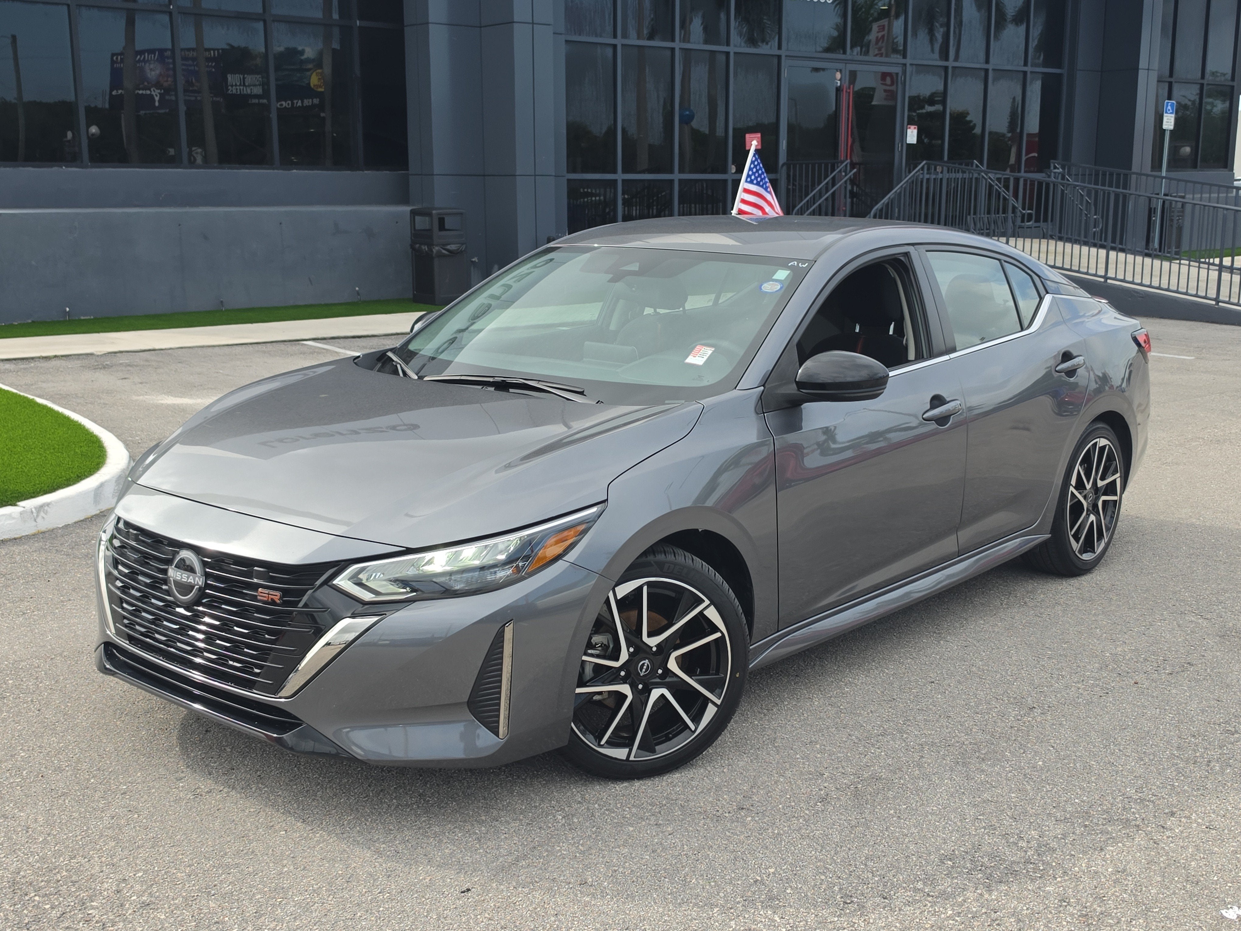 2025 Nissan Sentra SR