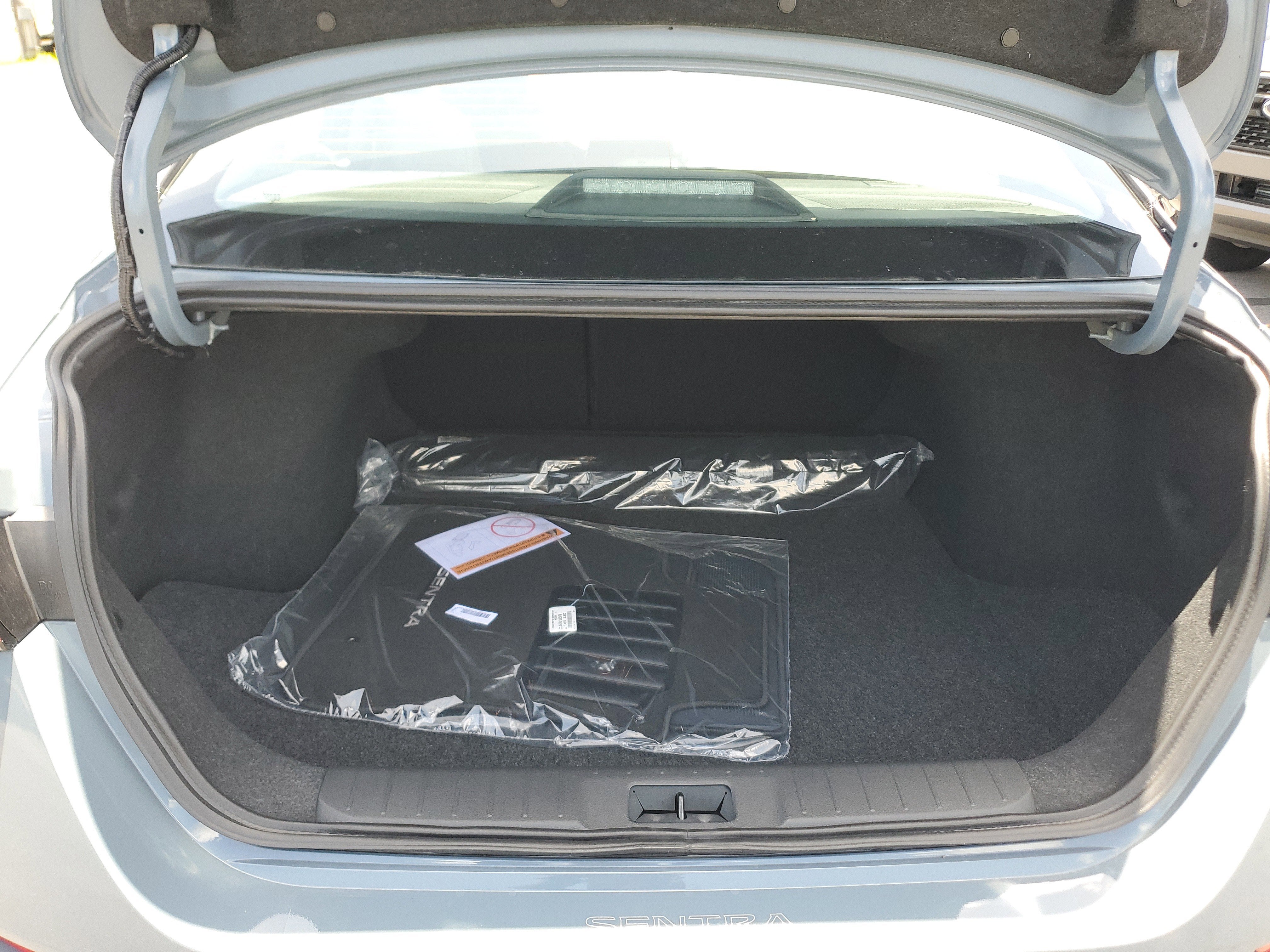 2025 Nissan Sentra SR Midnight Edition