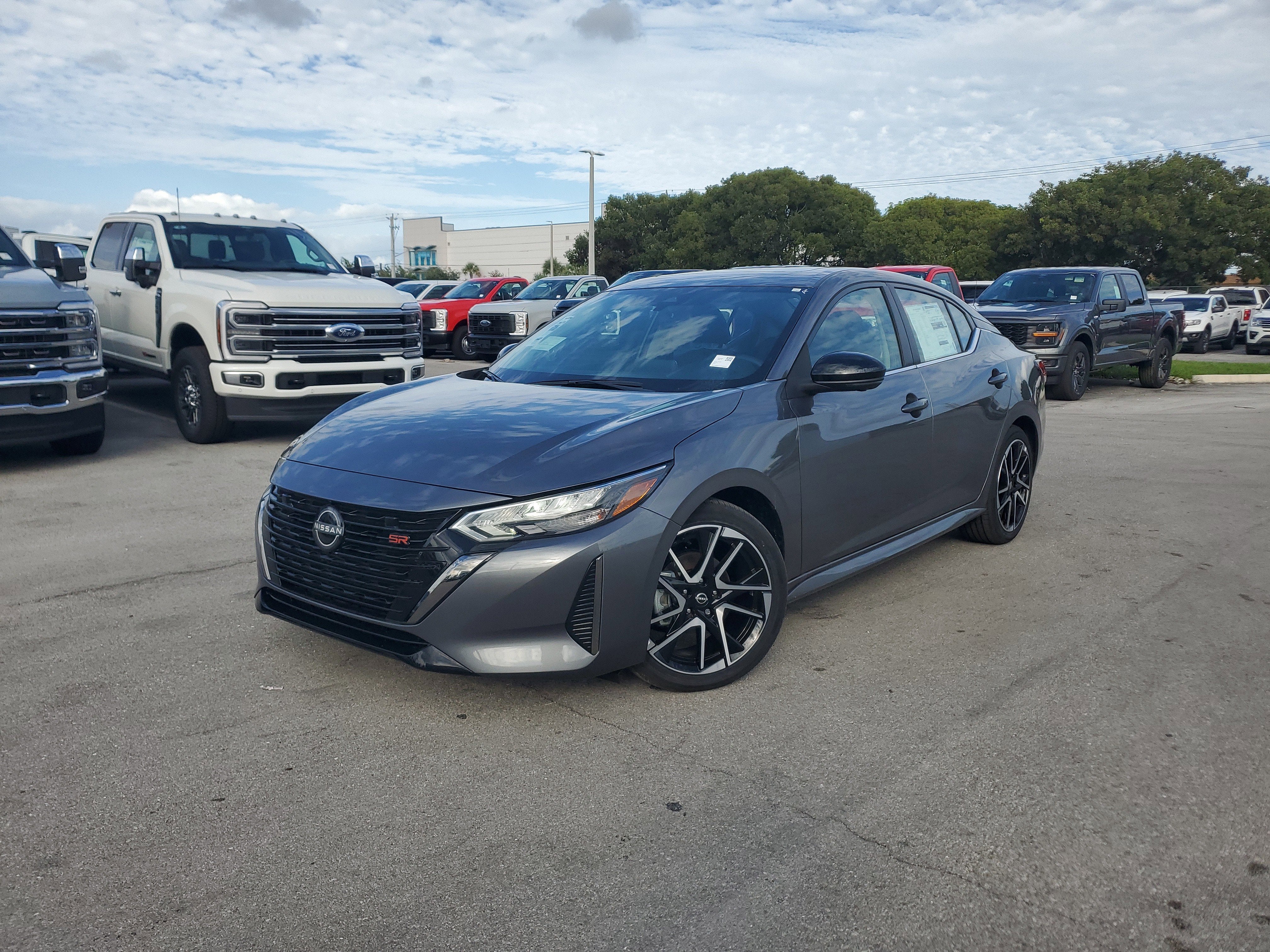 2025 Nissan Sentra SR