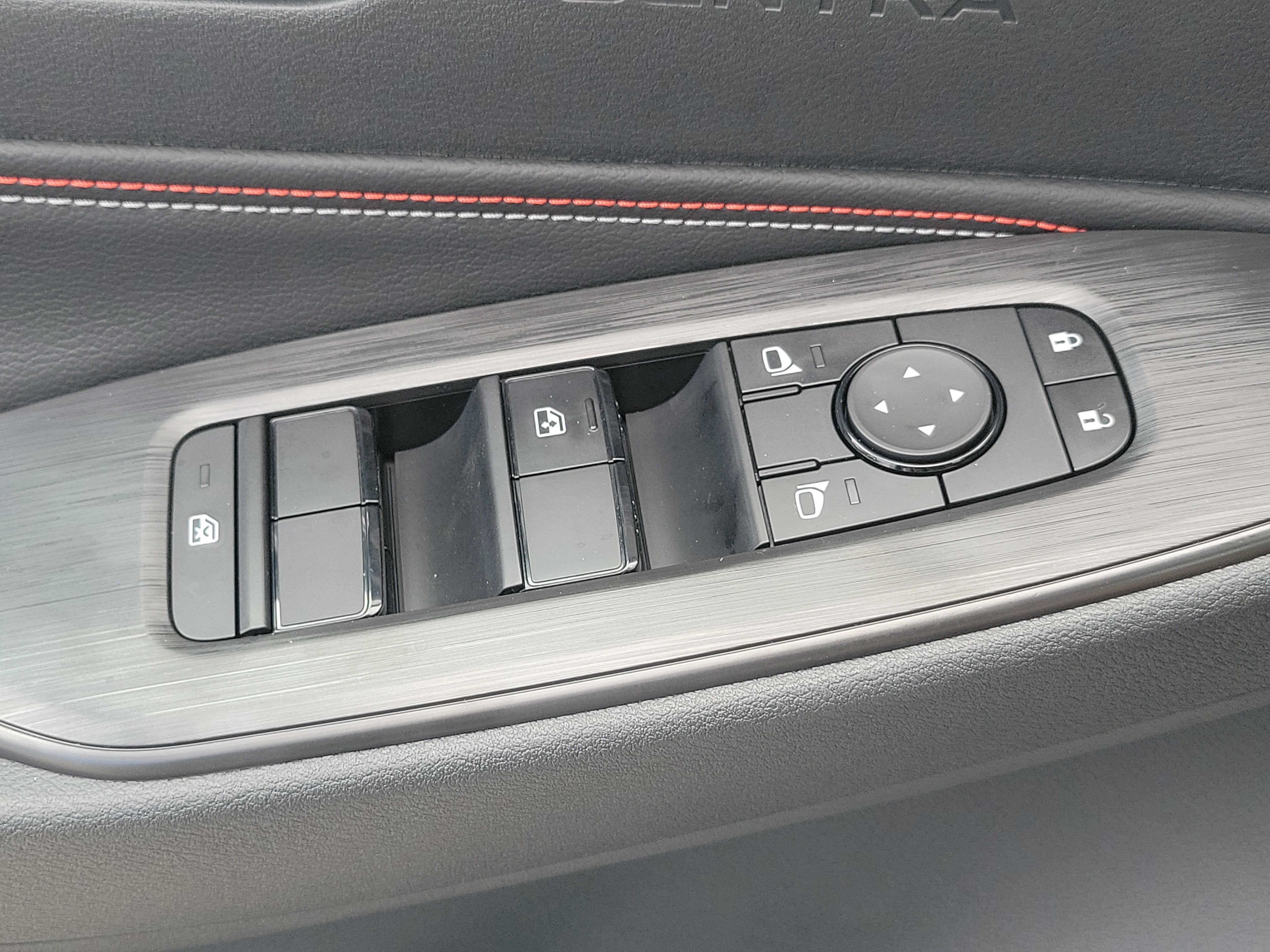 2027 Nissan Sentra SR Midnight Edition