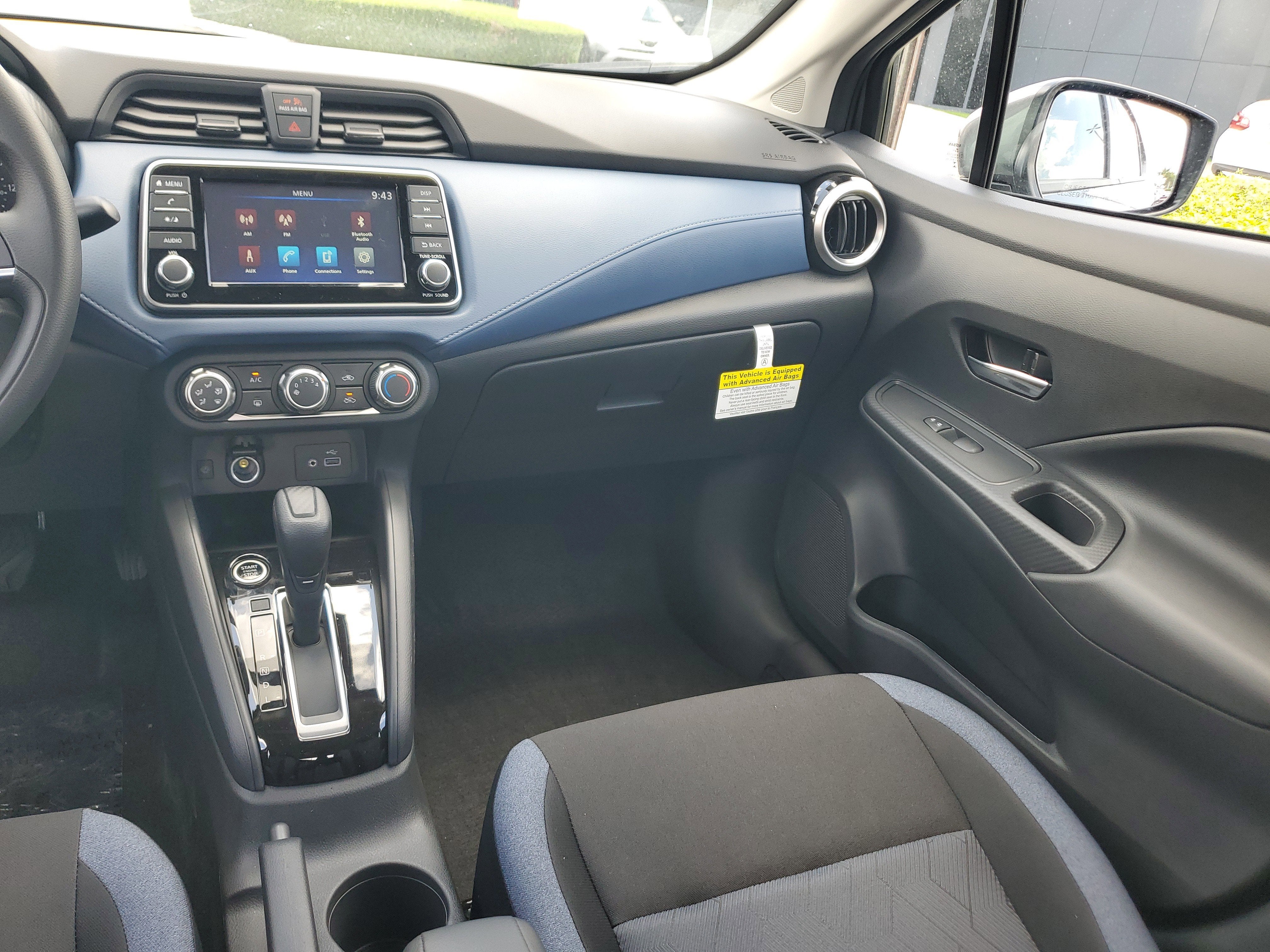 2025 Nissan Versa SV