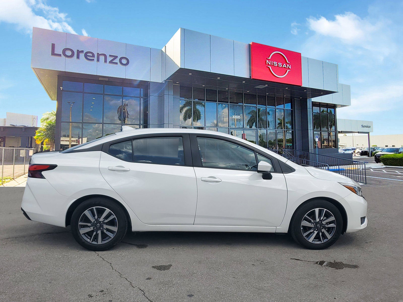 2025 Nissan Versa SV