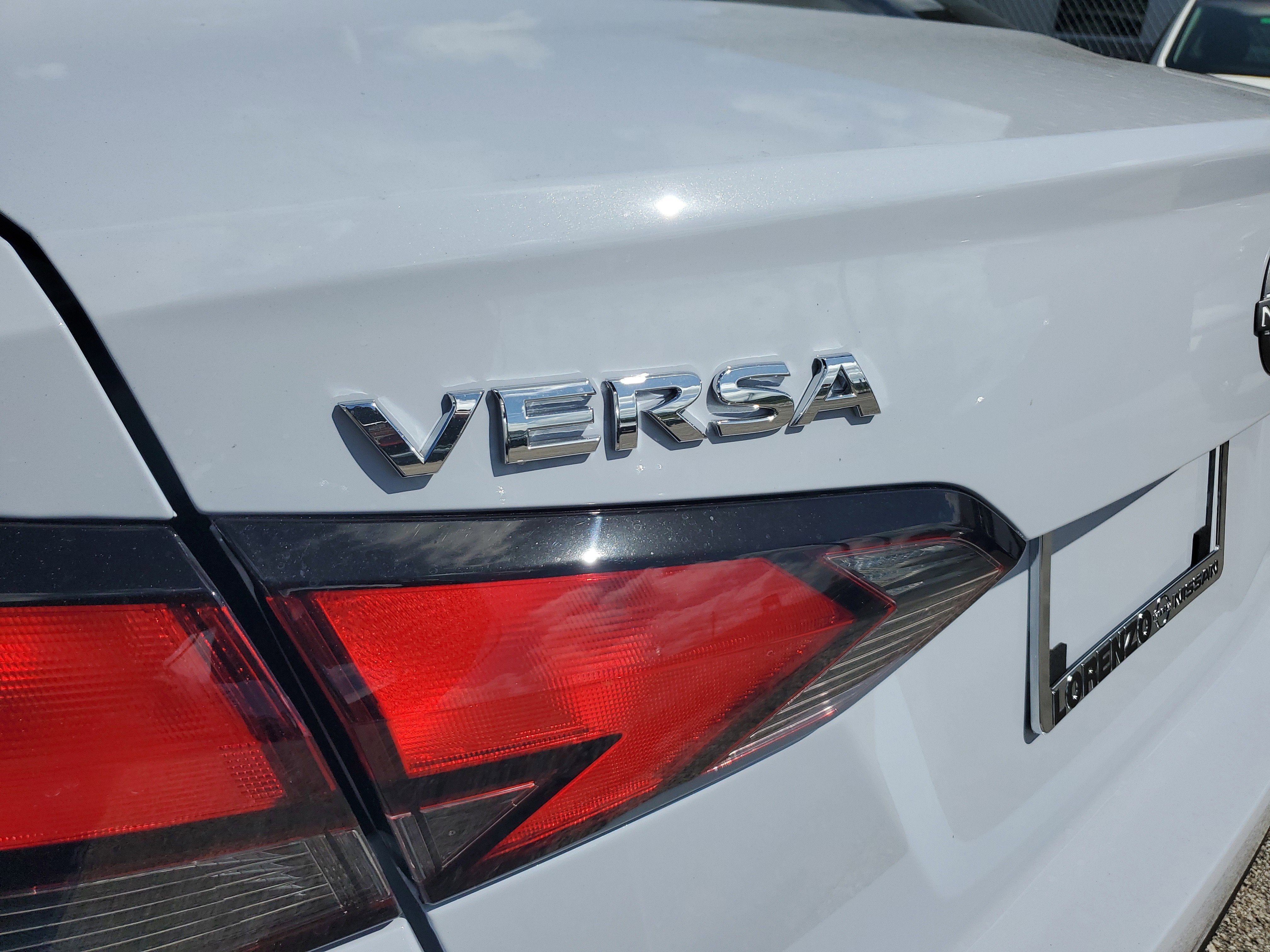 2025 Nissan Versa SV
