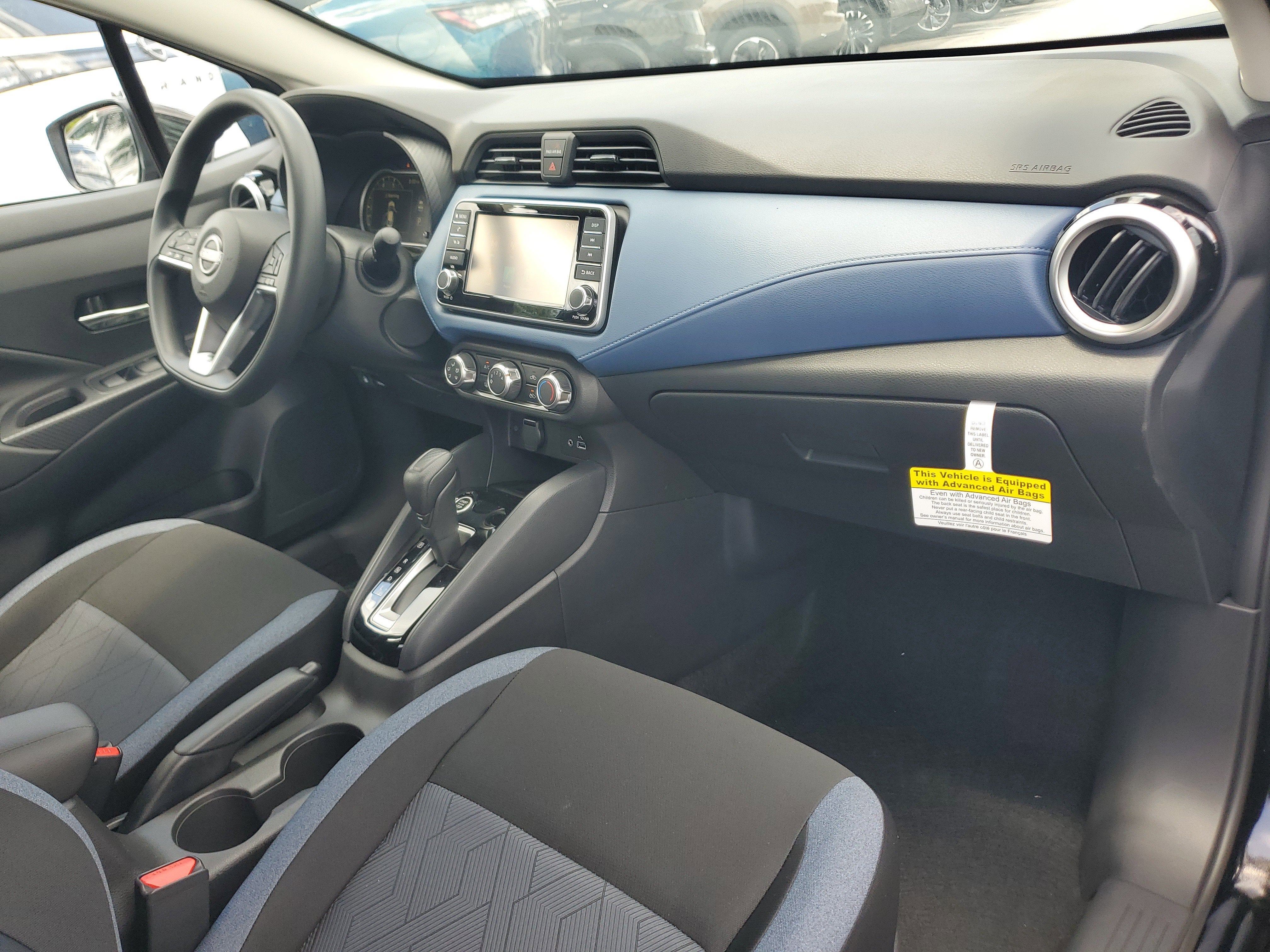 2025 Nissan Versa SV