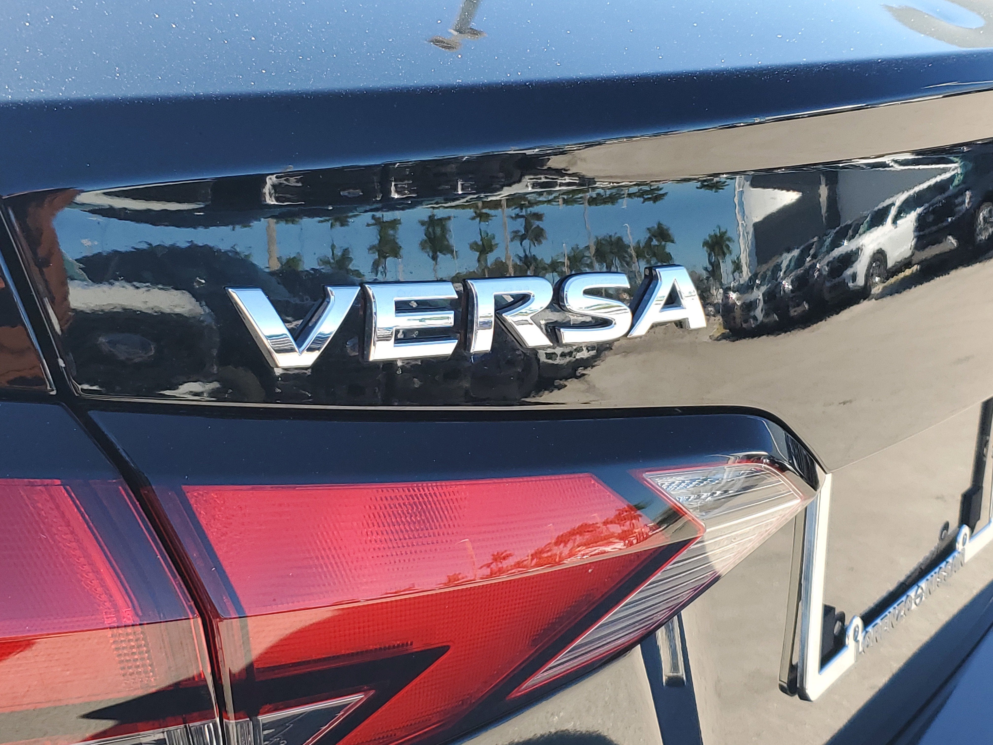 2025 Nissan Versa SV