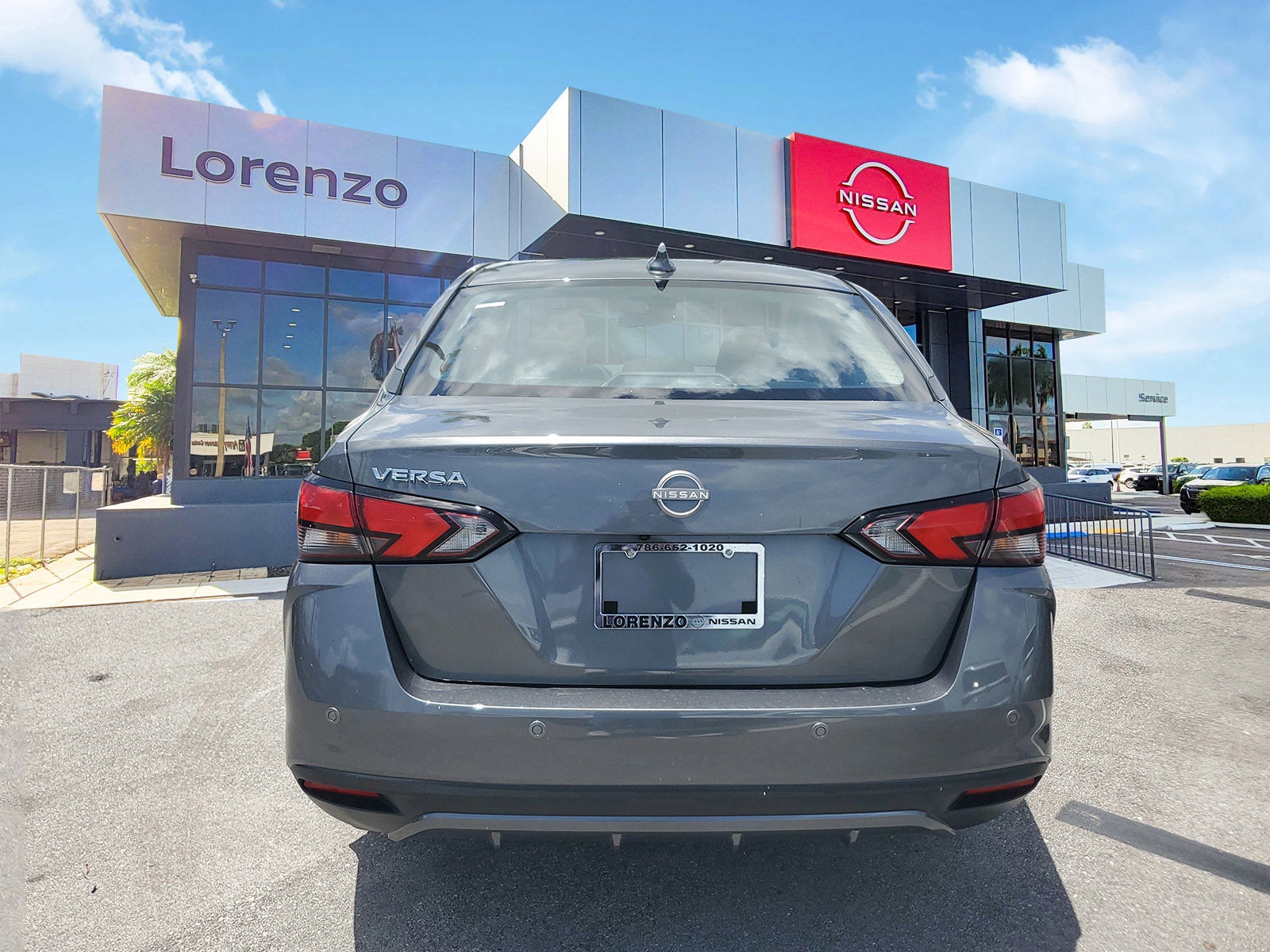 2025 Nissan Versa SV