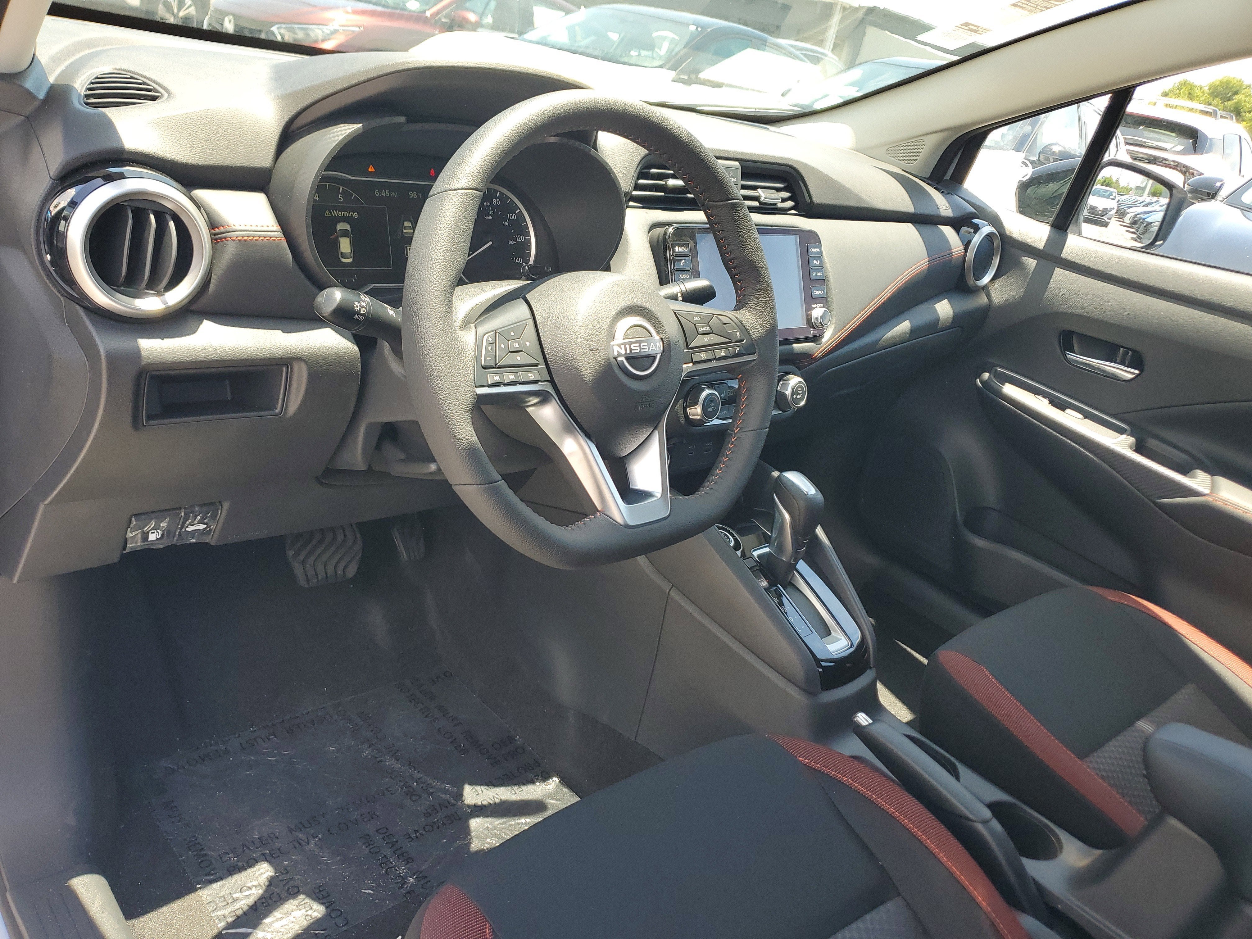 2025 Nissan Versa SR
