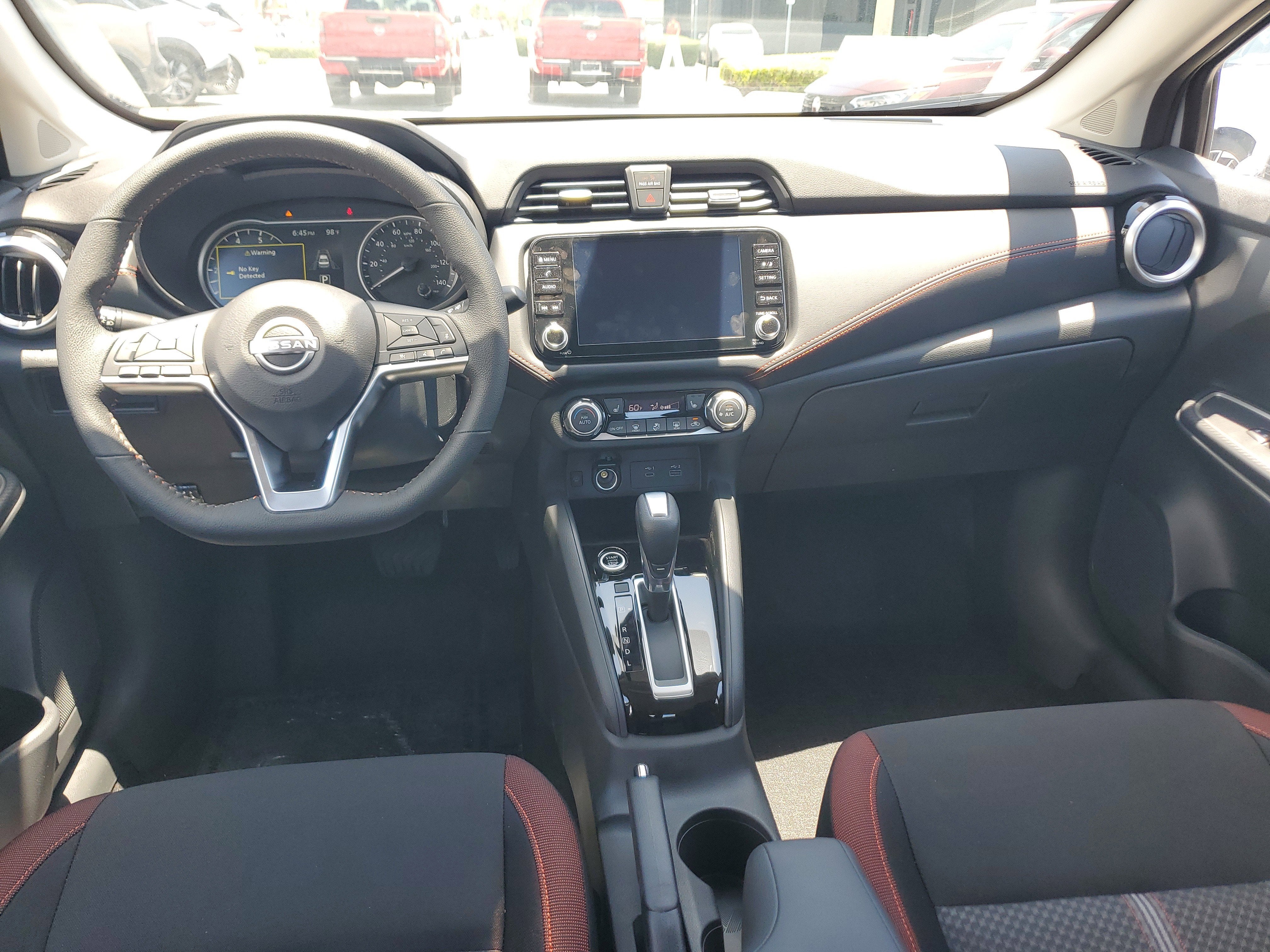 2025 Nissan Versa SR