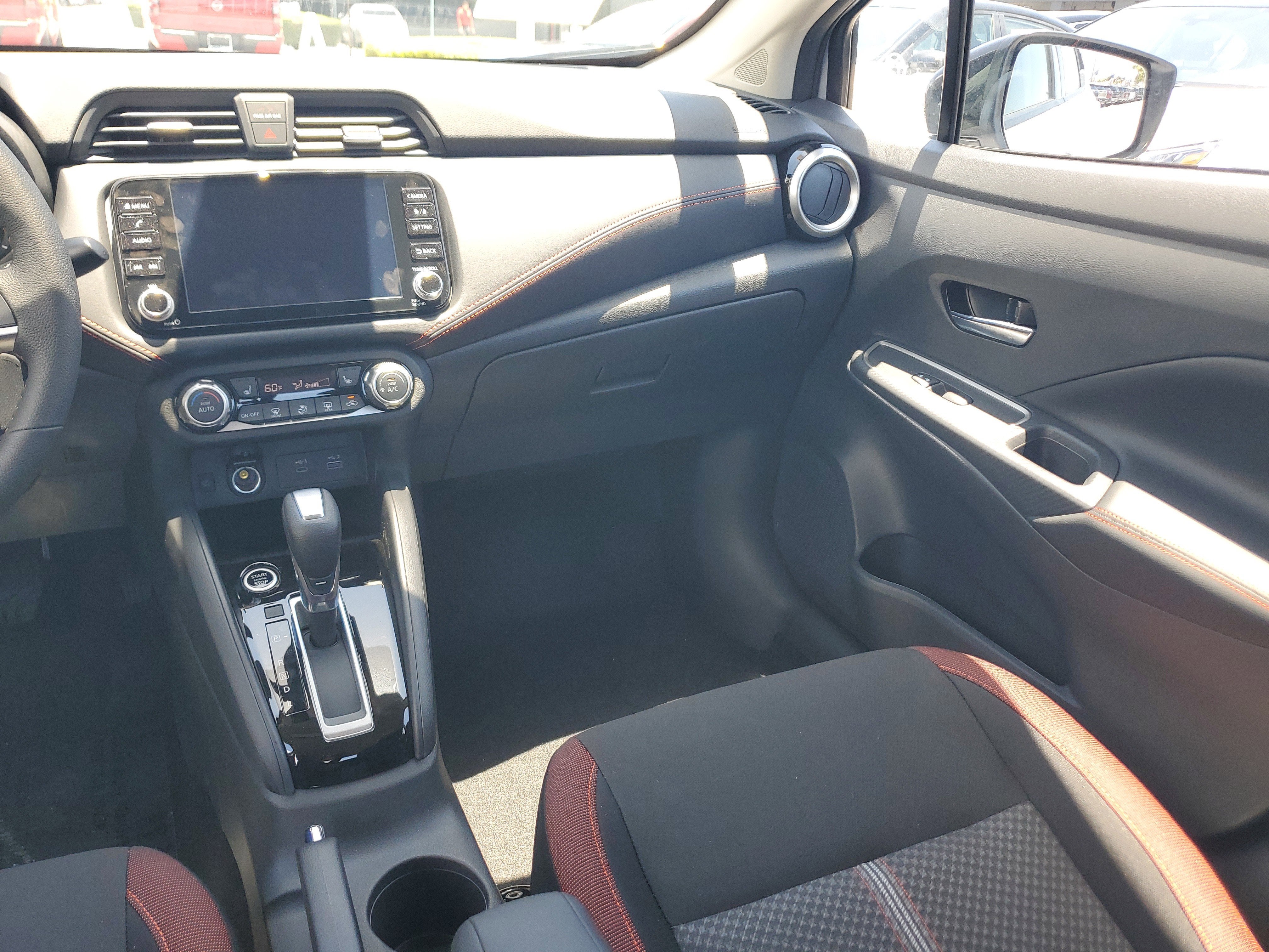 2025 Nissan Versa SR