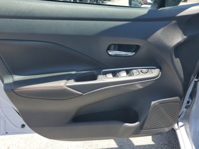 2025 Nissan Versa SR