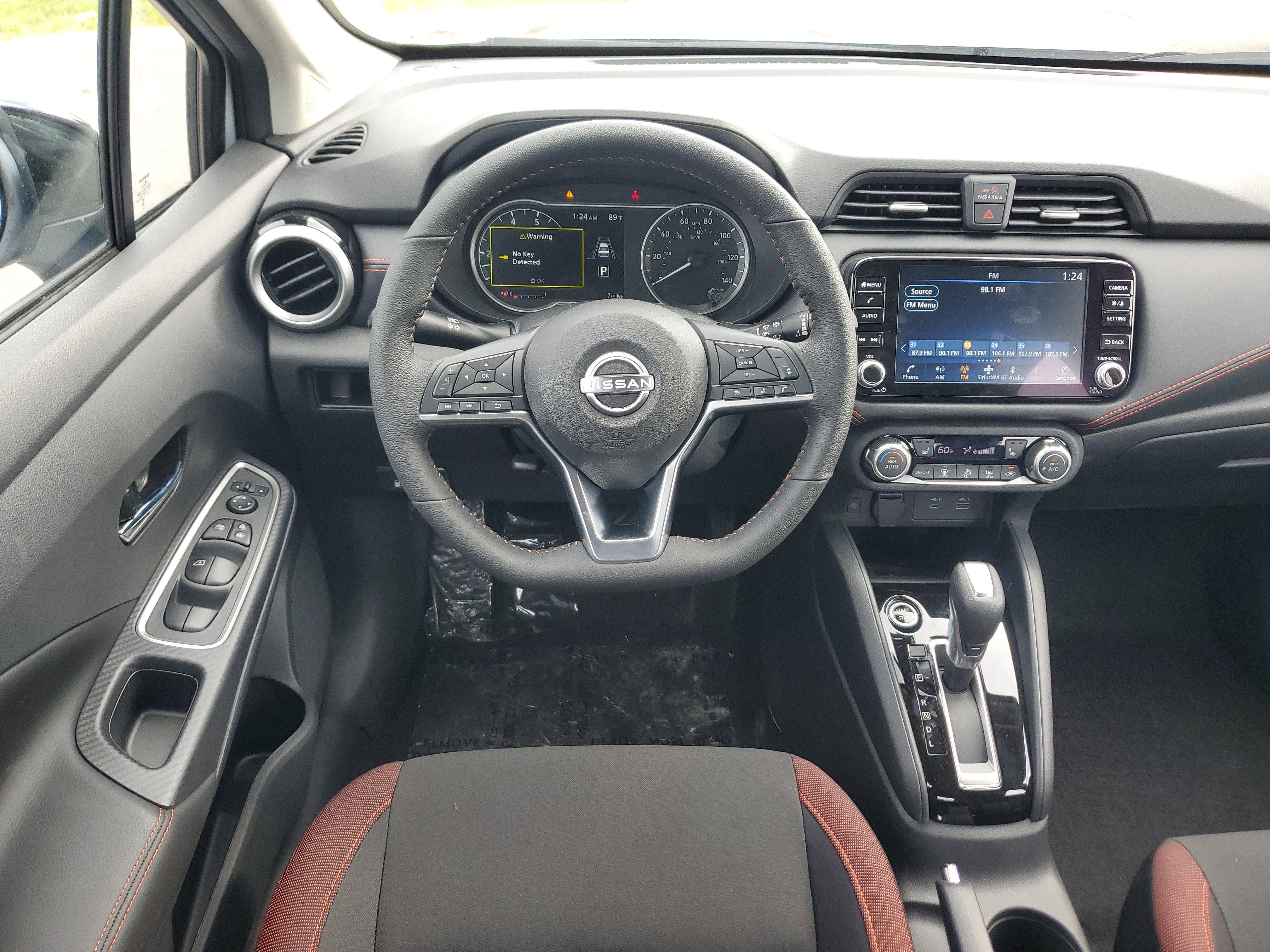 2025 Nissan Versa SR