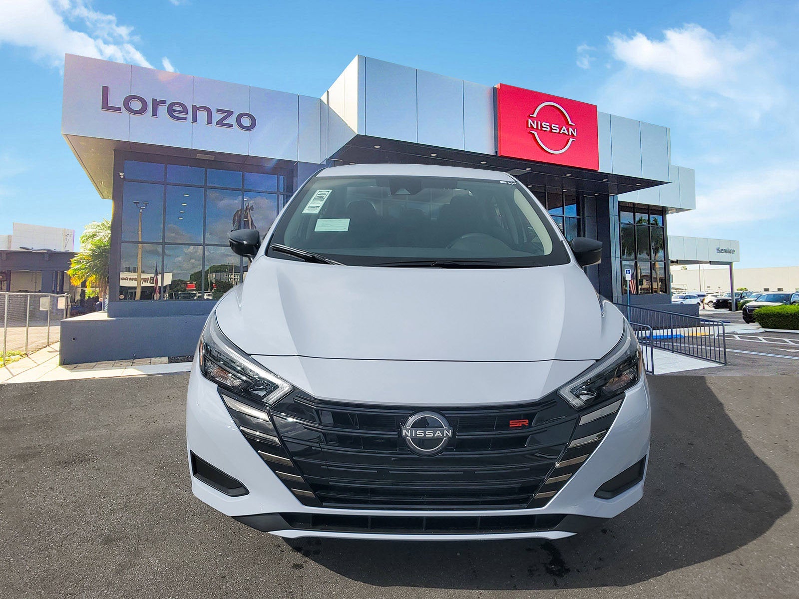 2025 Nissan Versa SR