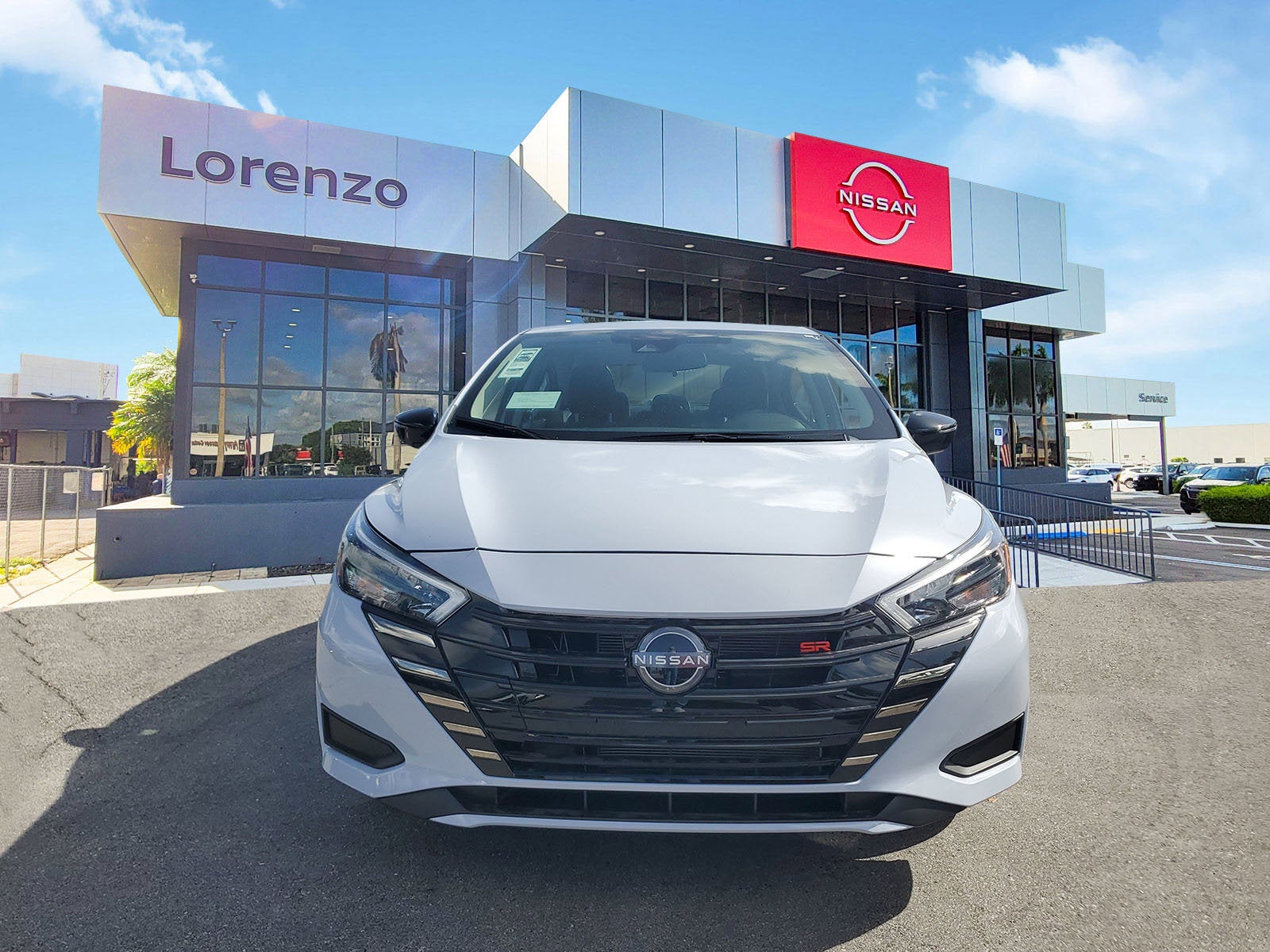 2025 Nissan Versa SR