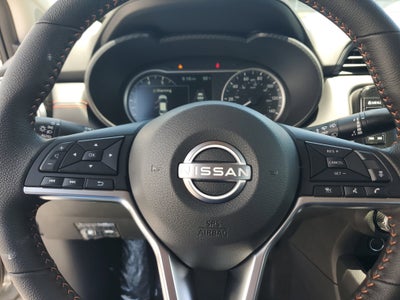 2025 Nissan Versa SR