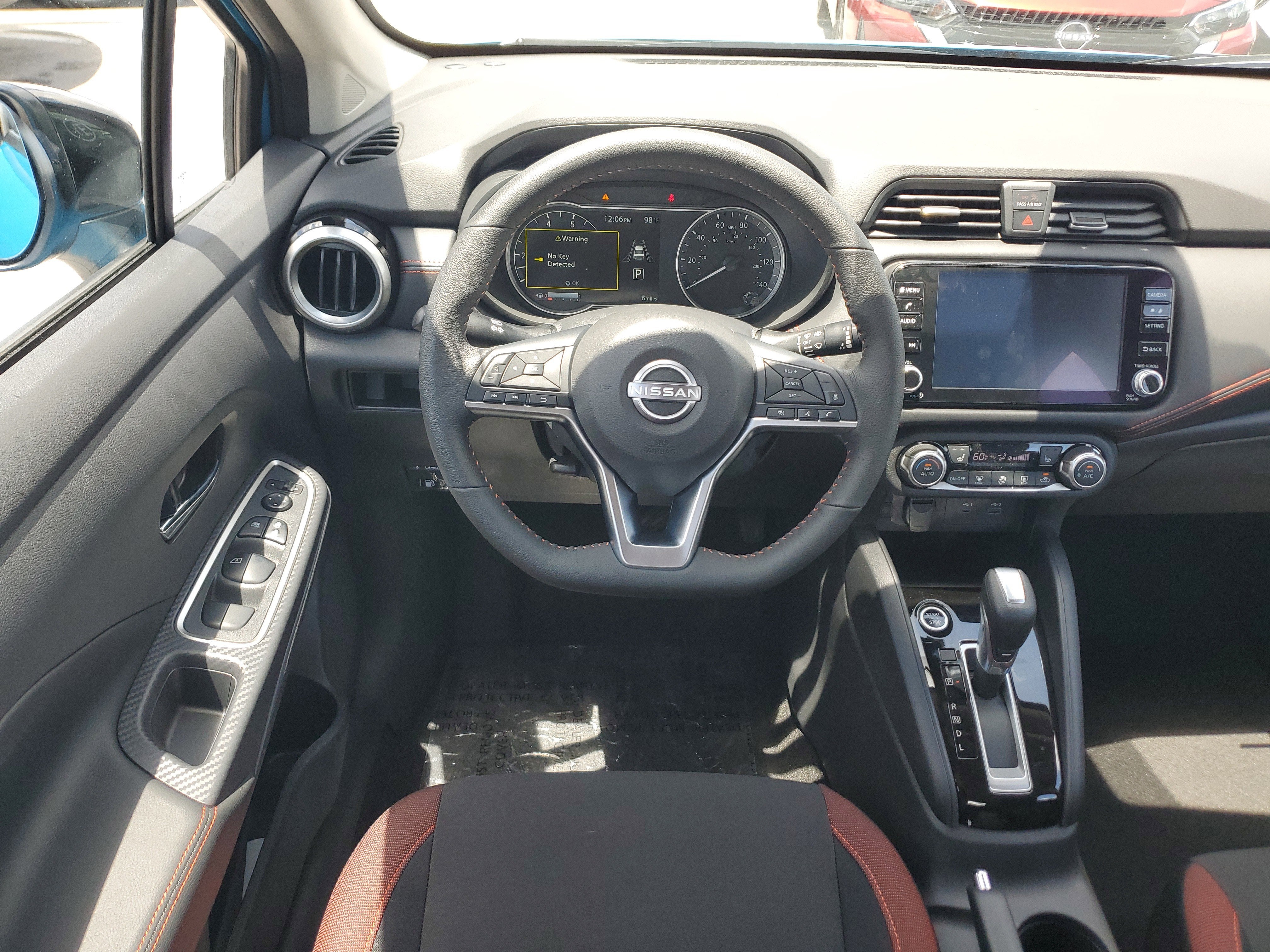 2025 Nissan Versa SR