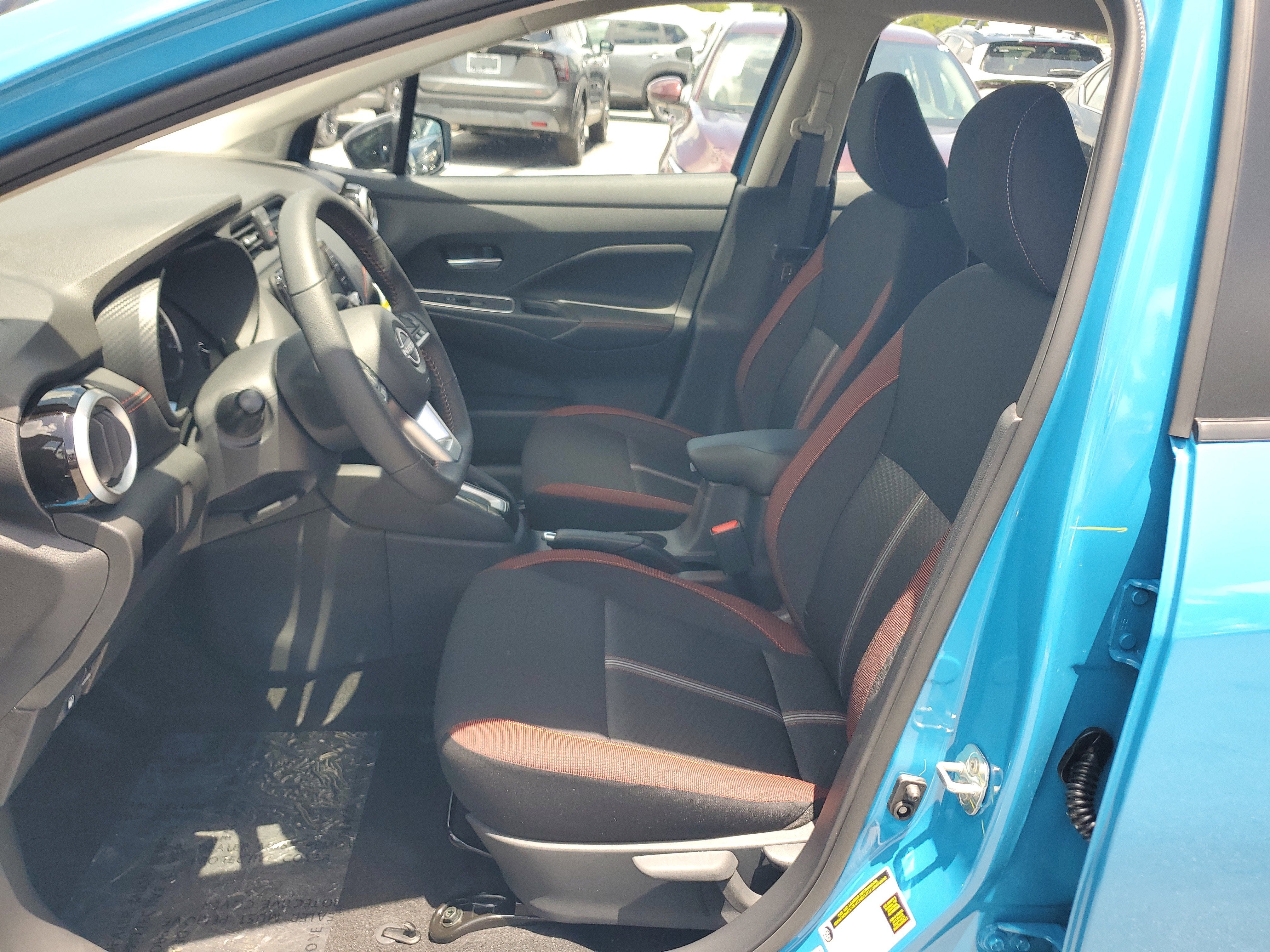2025 Nissan Versa SR