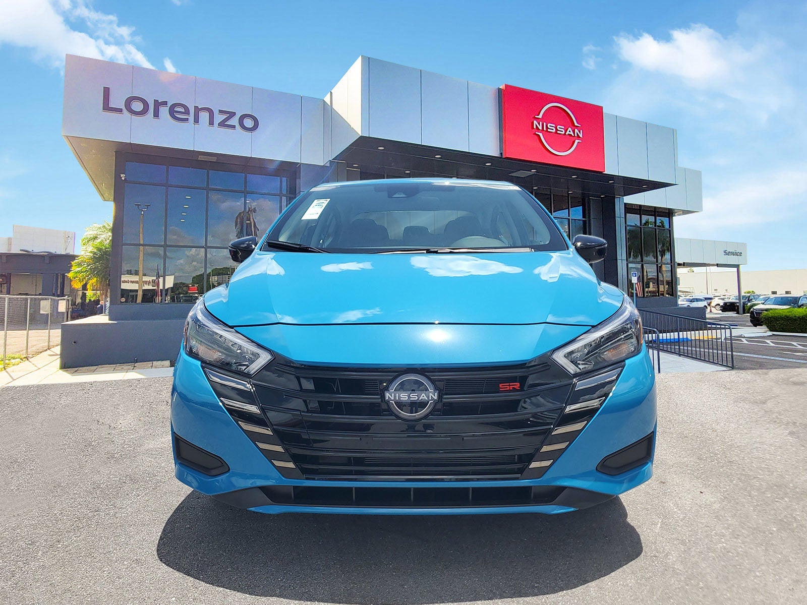 2025 Nissan Versa SR