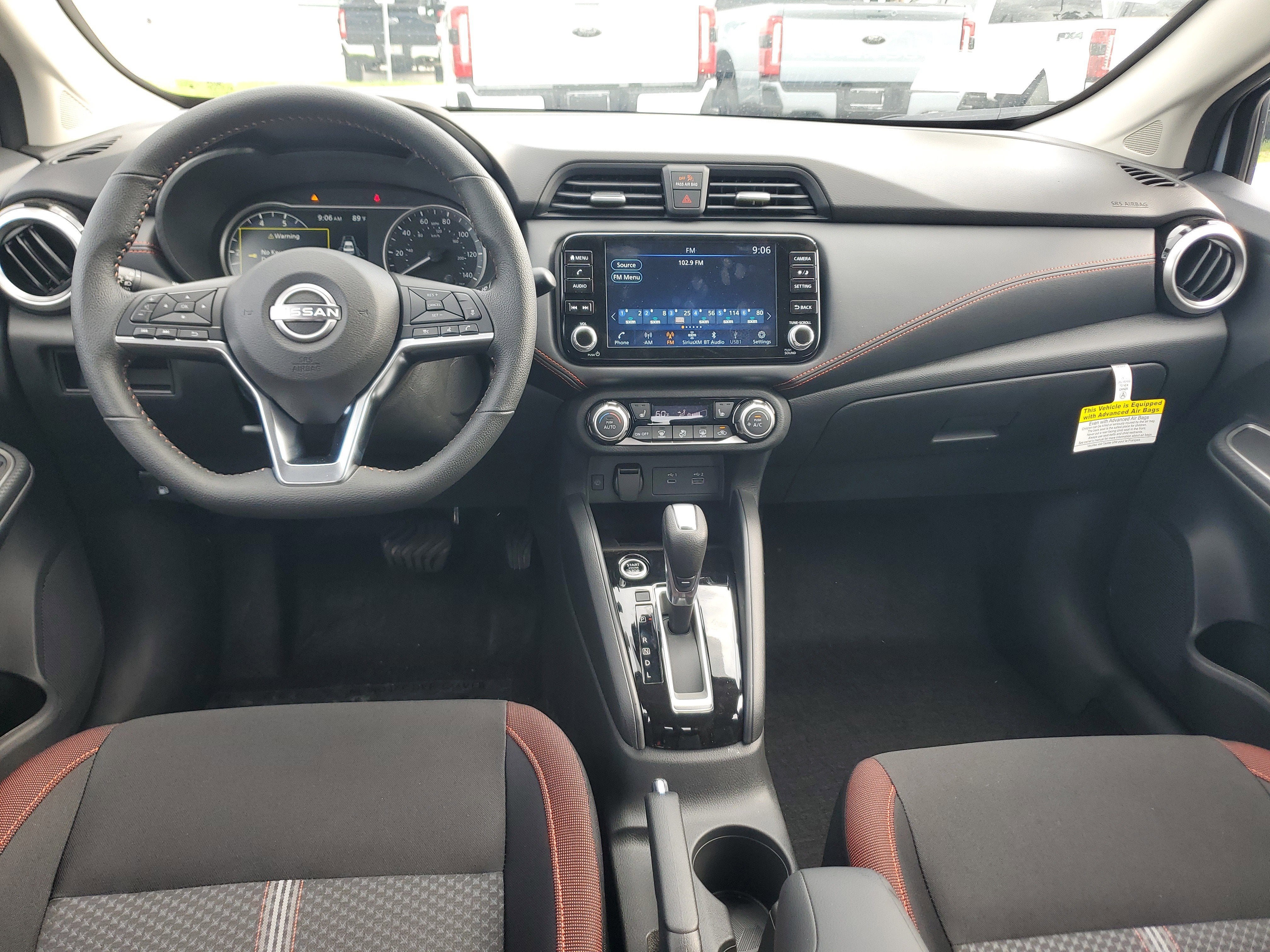 2025 Nissan Versa SR