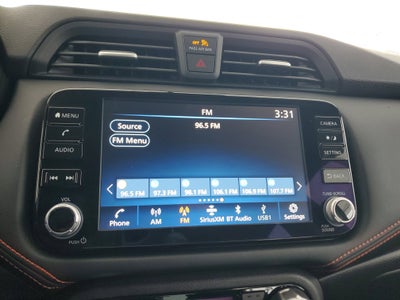 2023 Nissan Versa SR