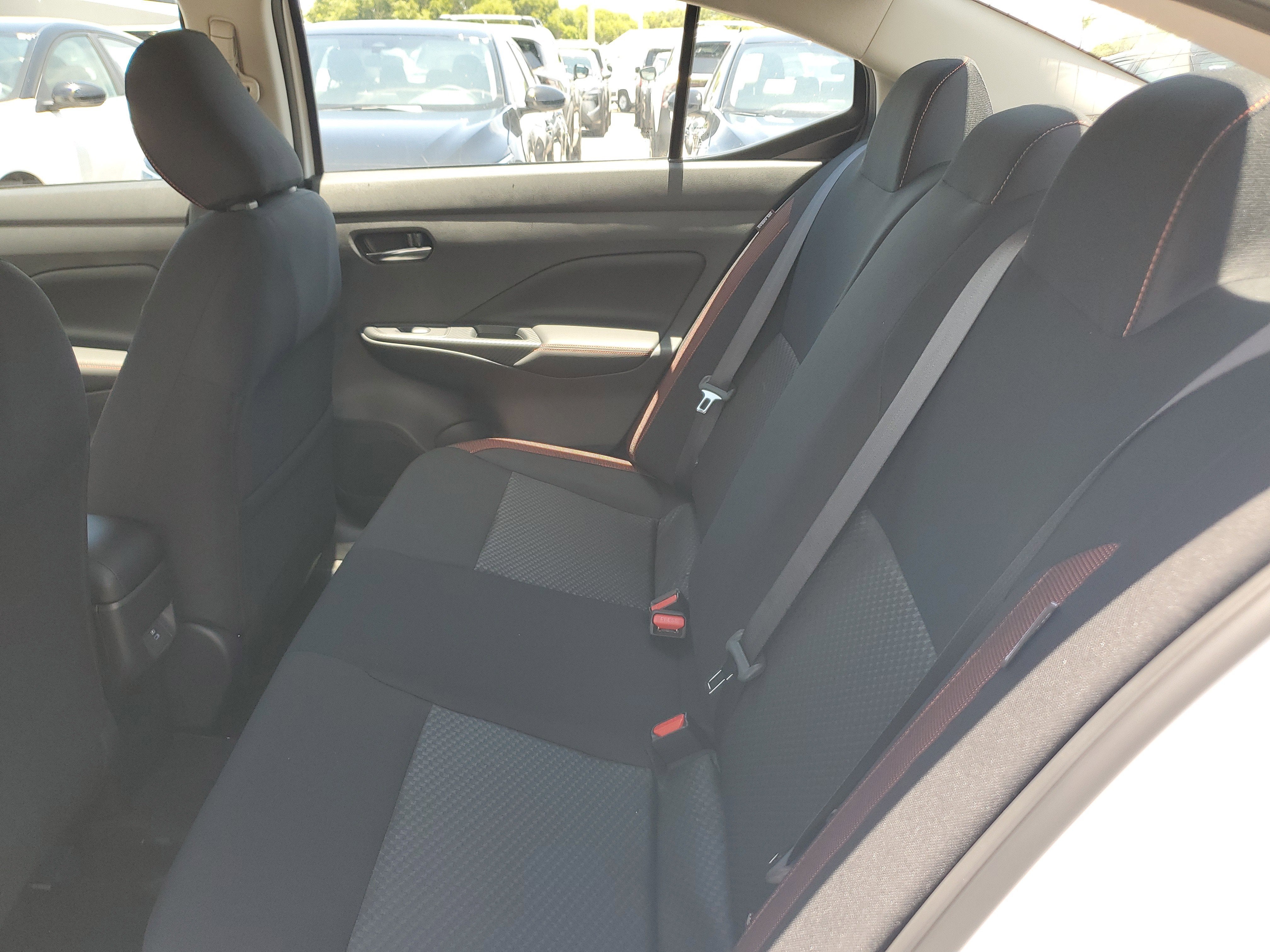 2025 Nissan Versa SR