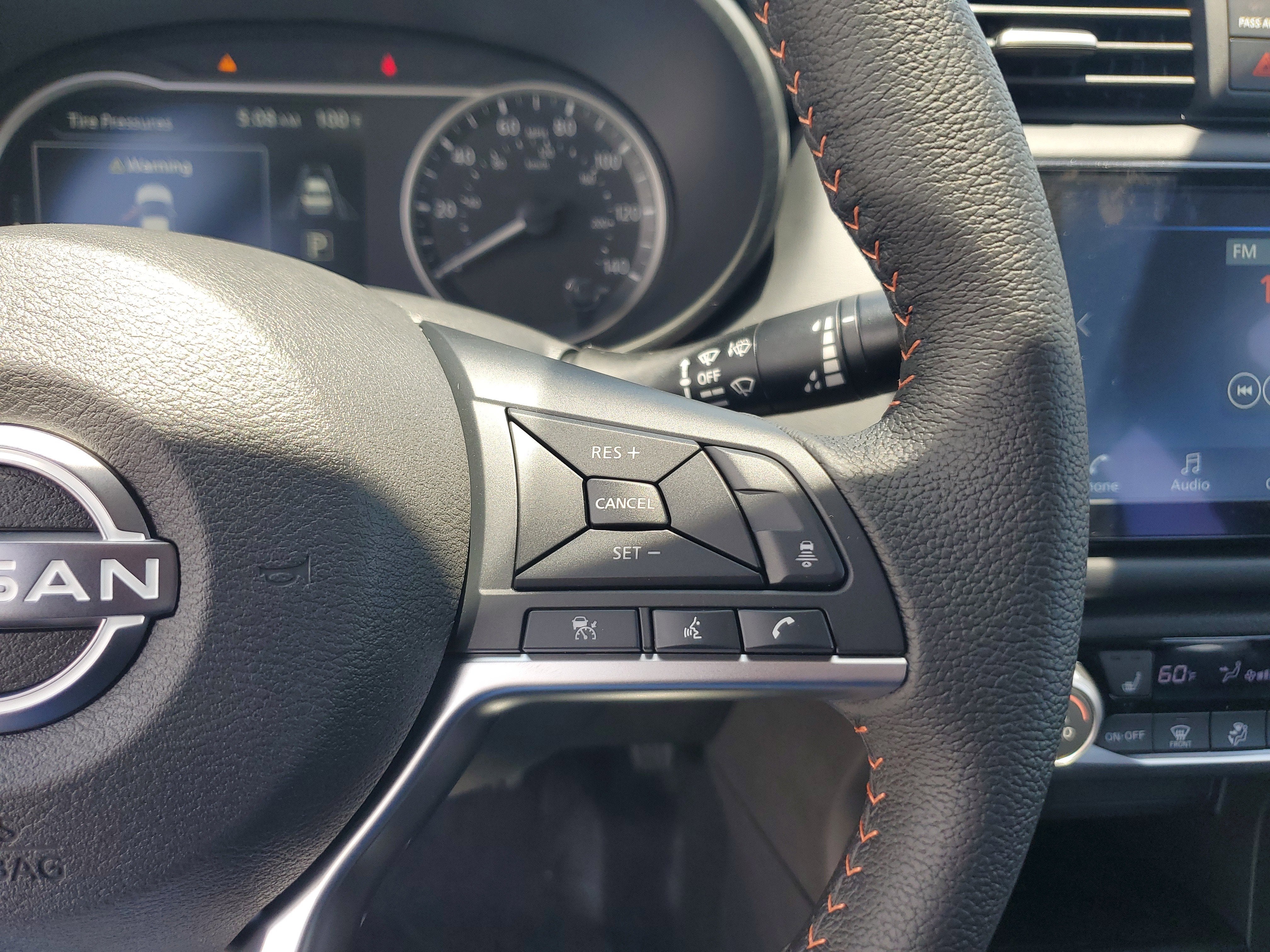 2025 Nissan Versa SR