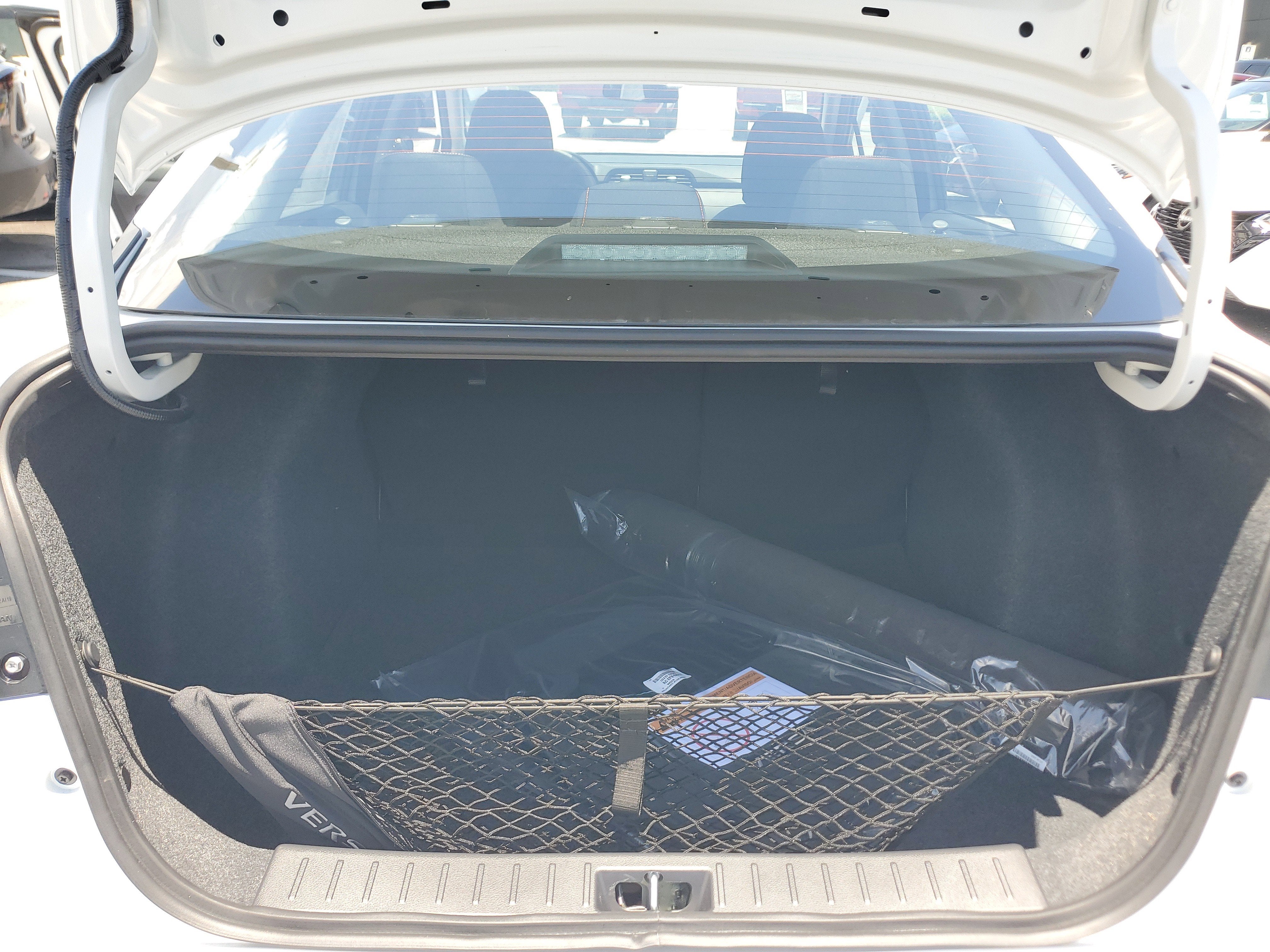 2025 Nissan Versa SR