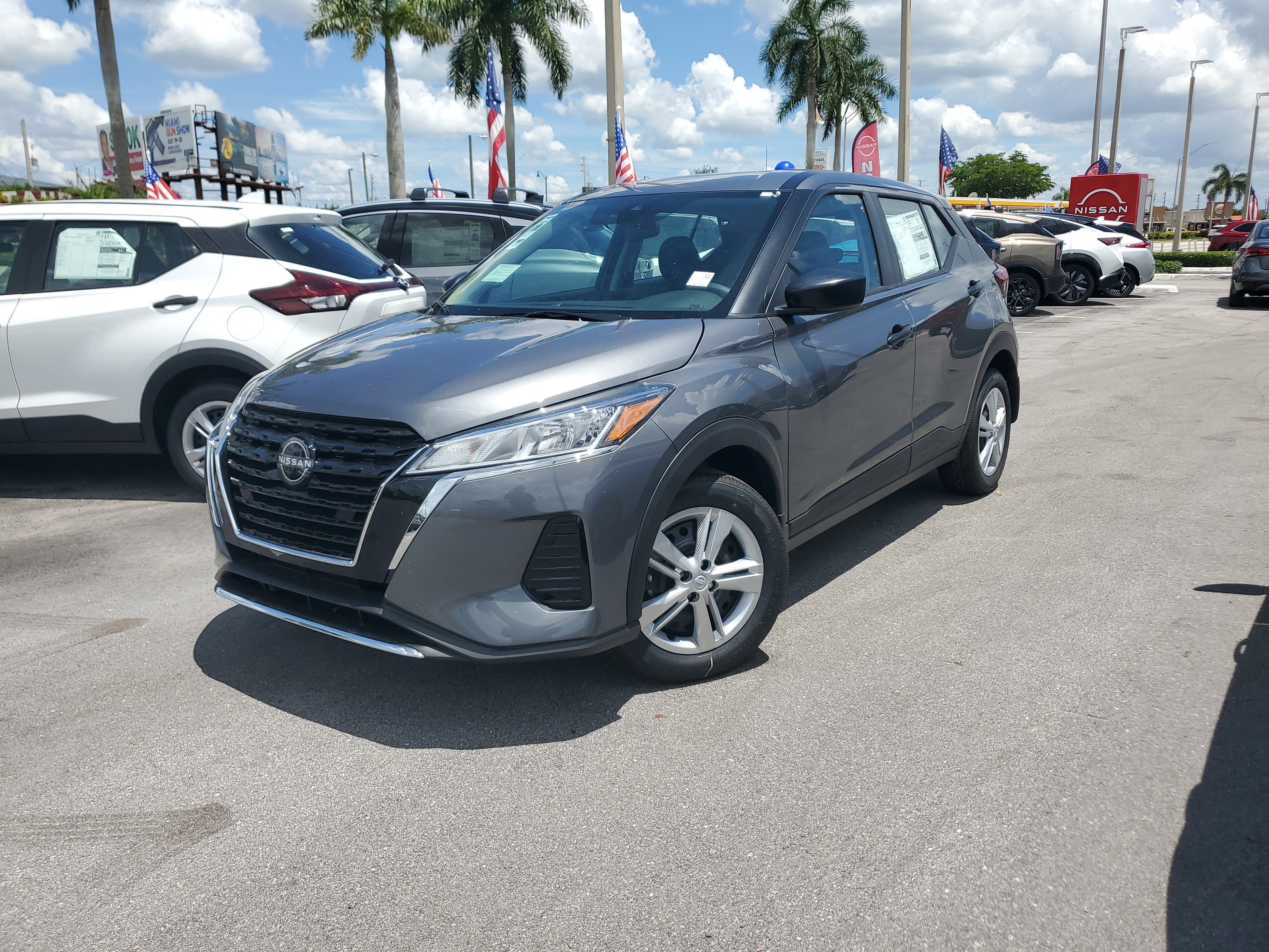 2025 Nissan Kicks Play S