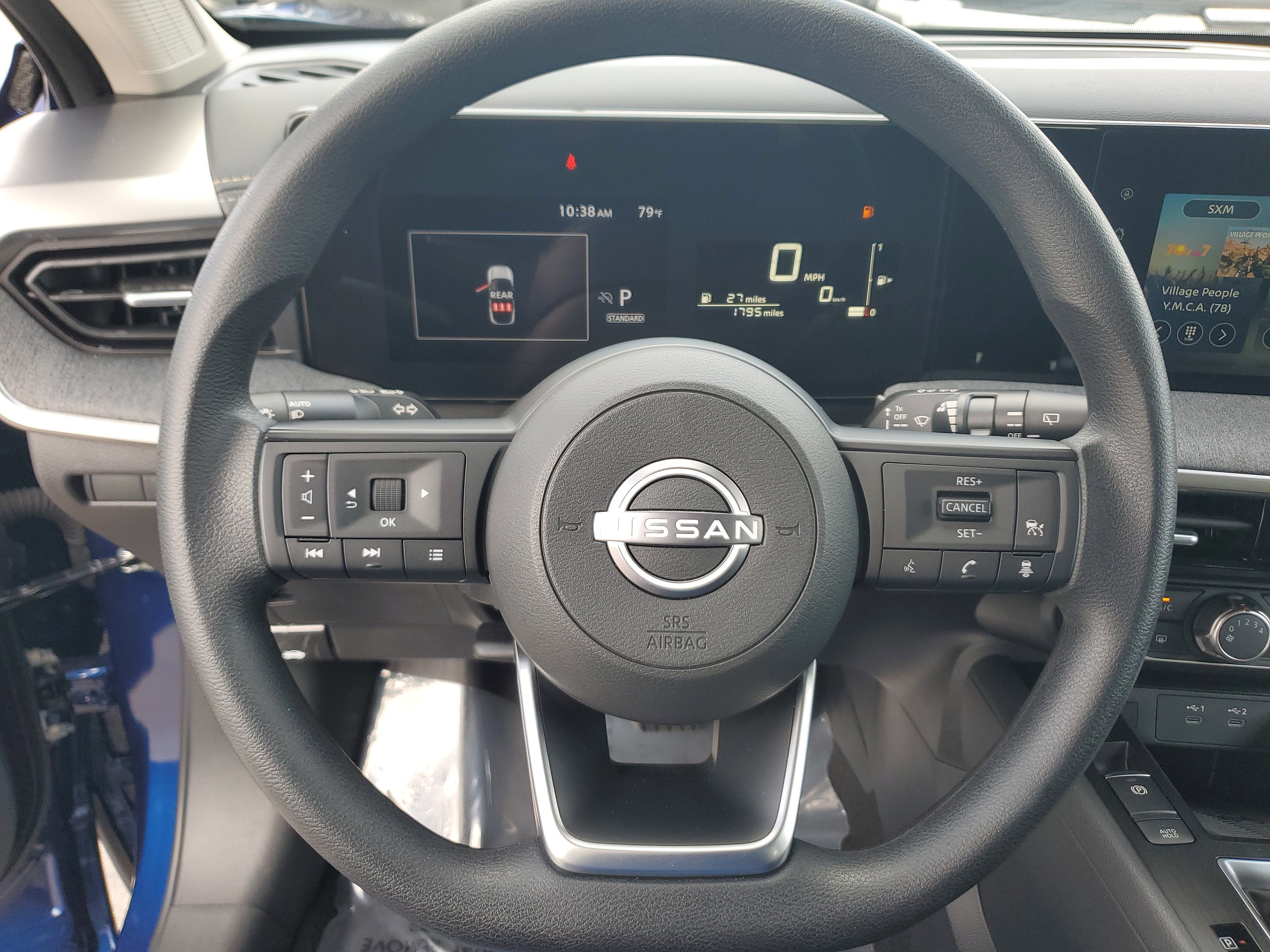 2025 Nissan Kicks SV