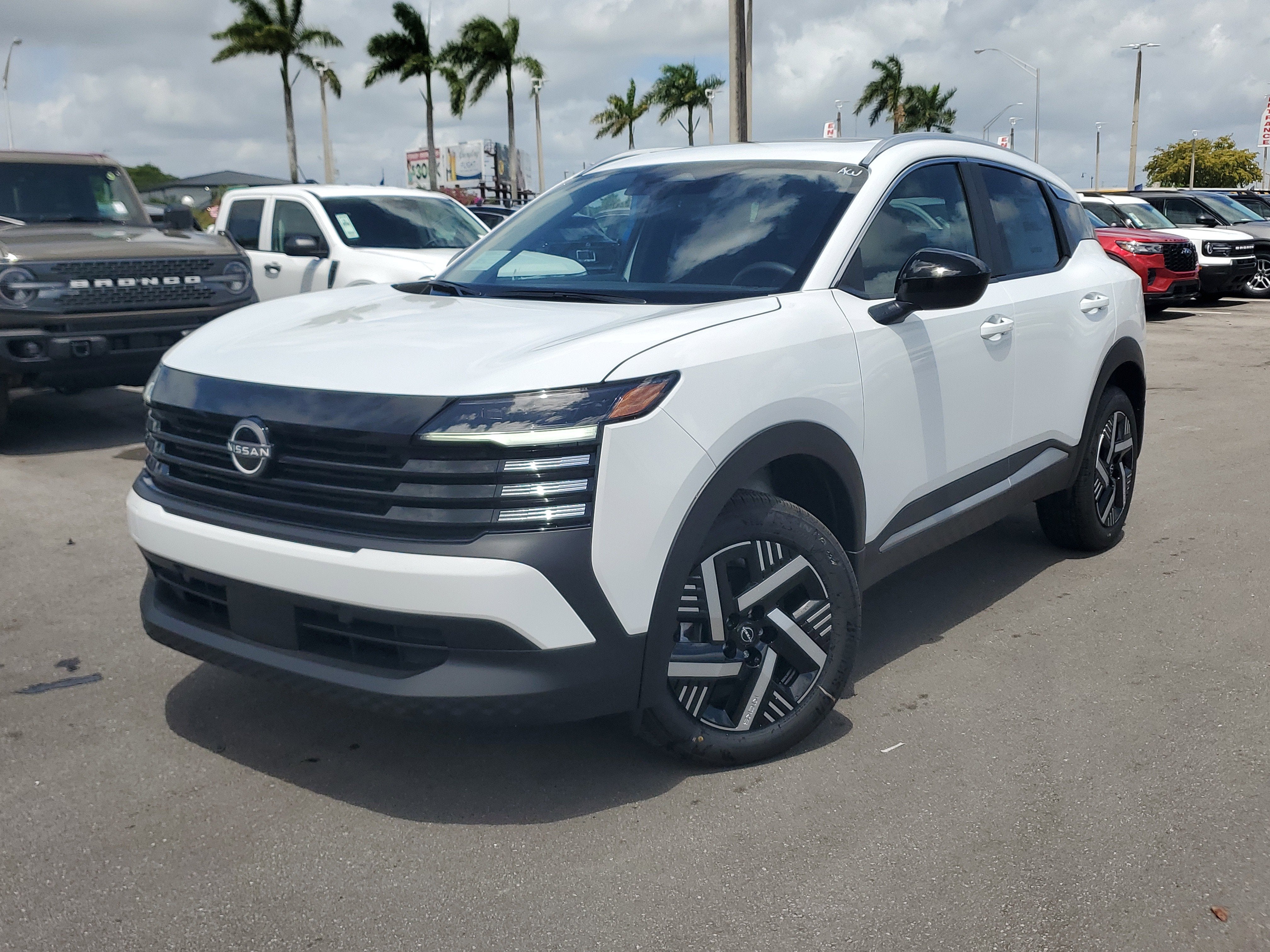 2026 Nissan Kicks SV