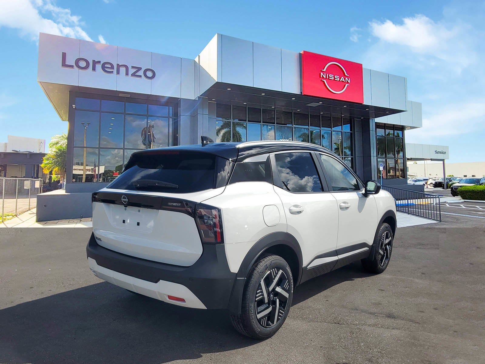 2026 Nissan Kicks SV