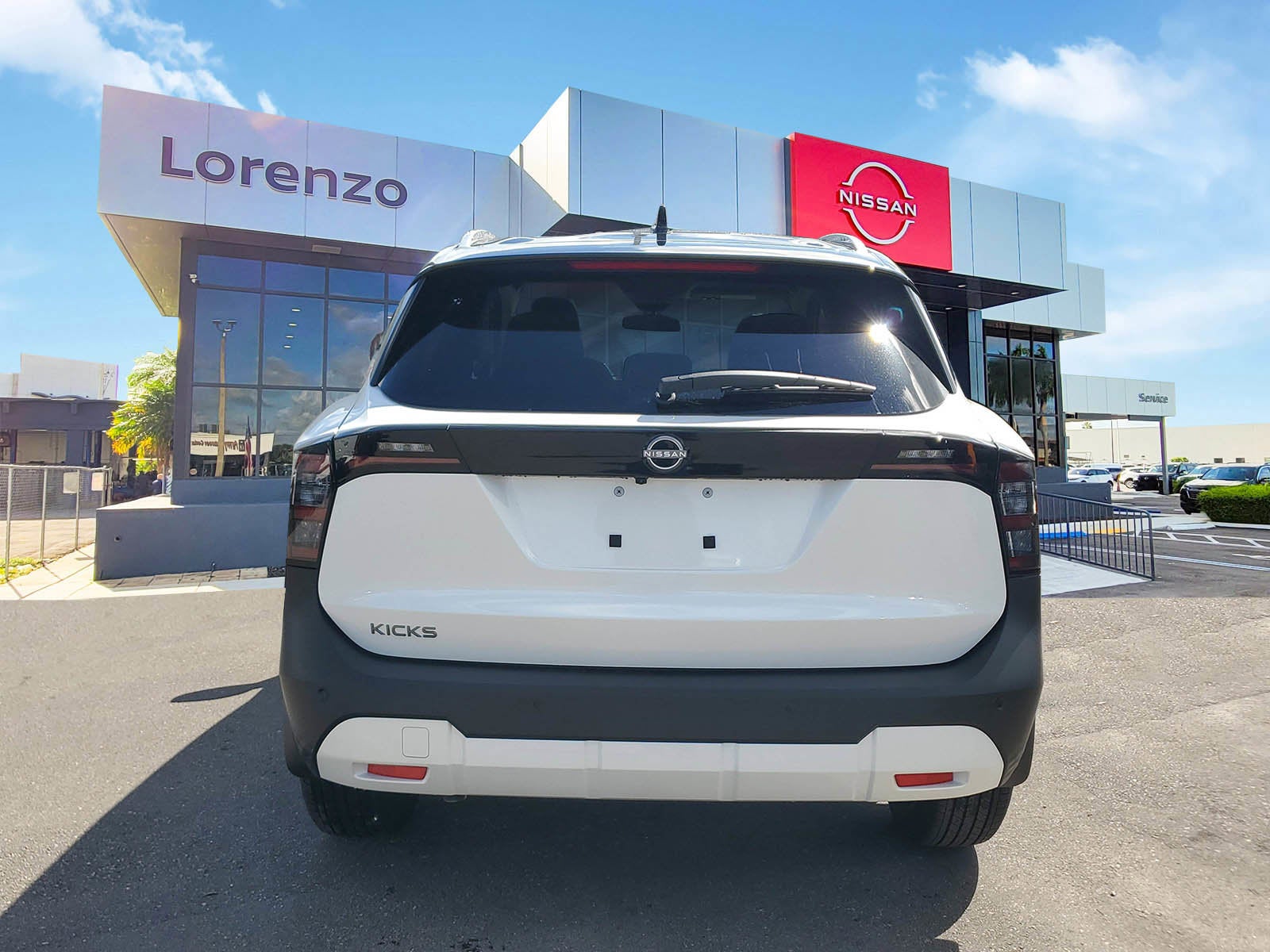 2026 Nissan Kicks SV