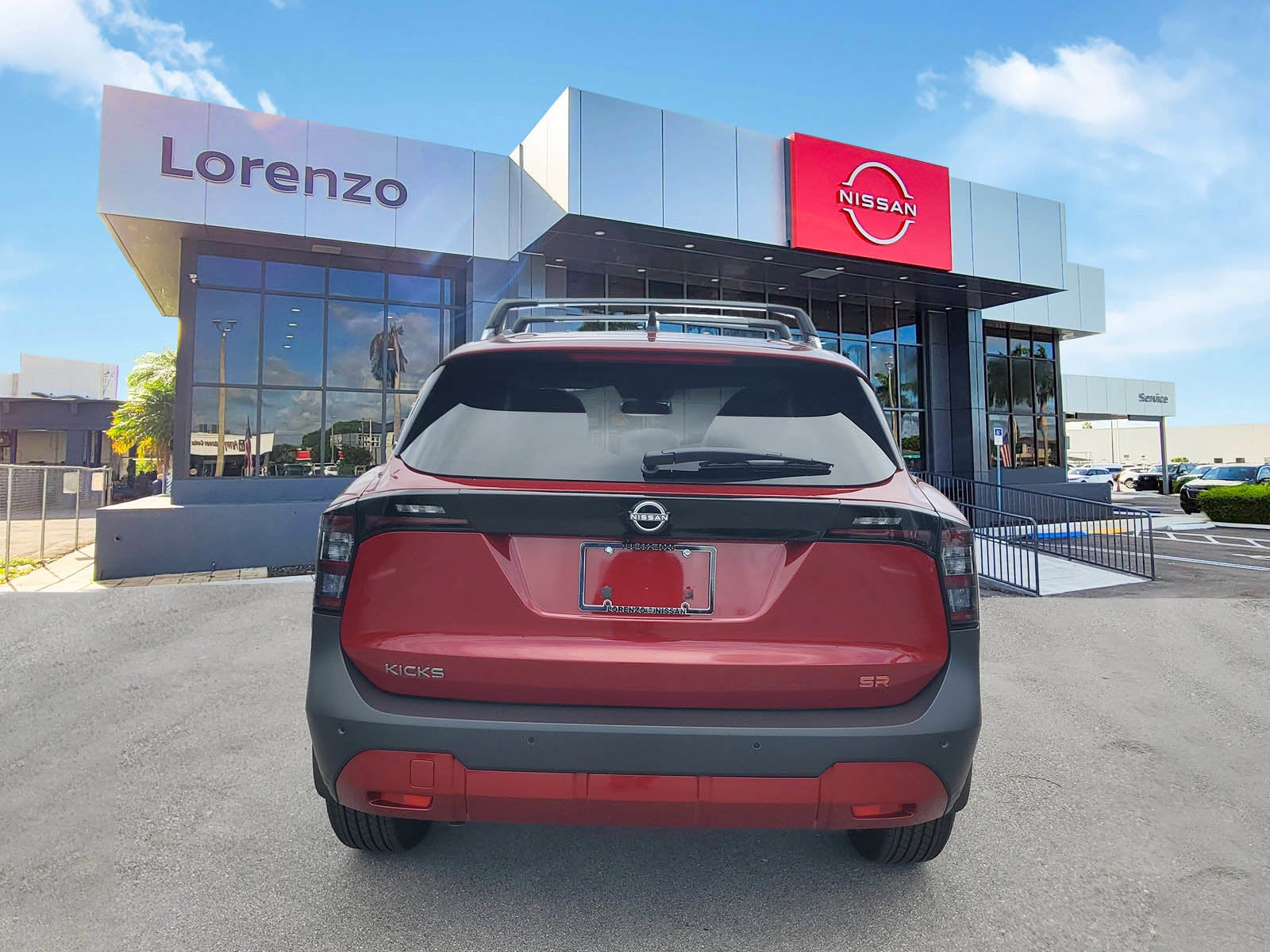 2026 Nissan Kicks SR