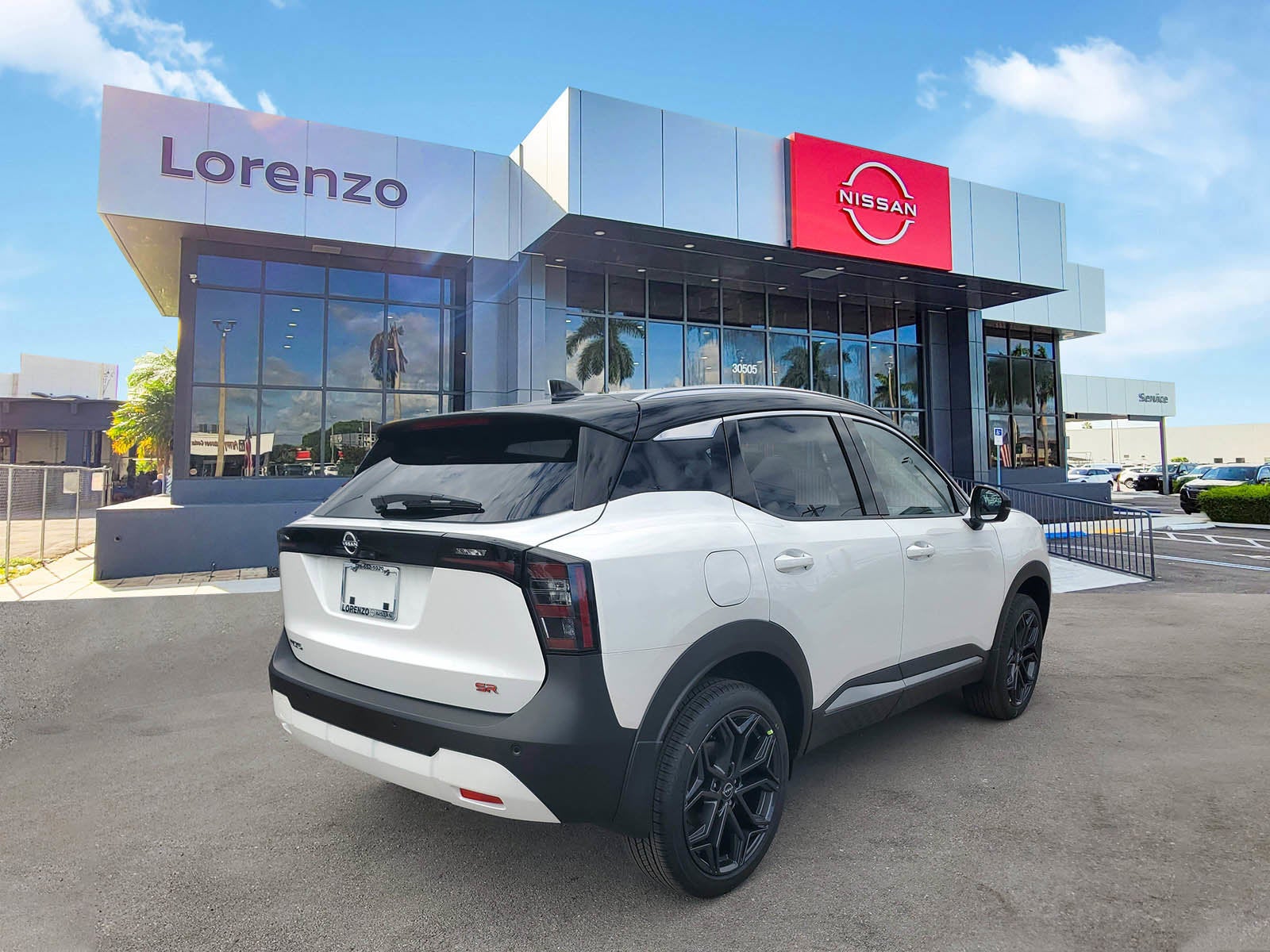 2026 Nissan Kicks SR