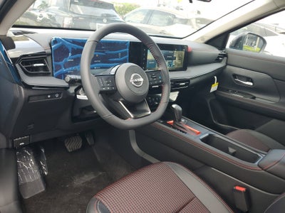2025 Nissan Kicks SR